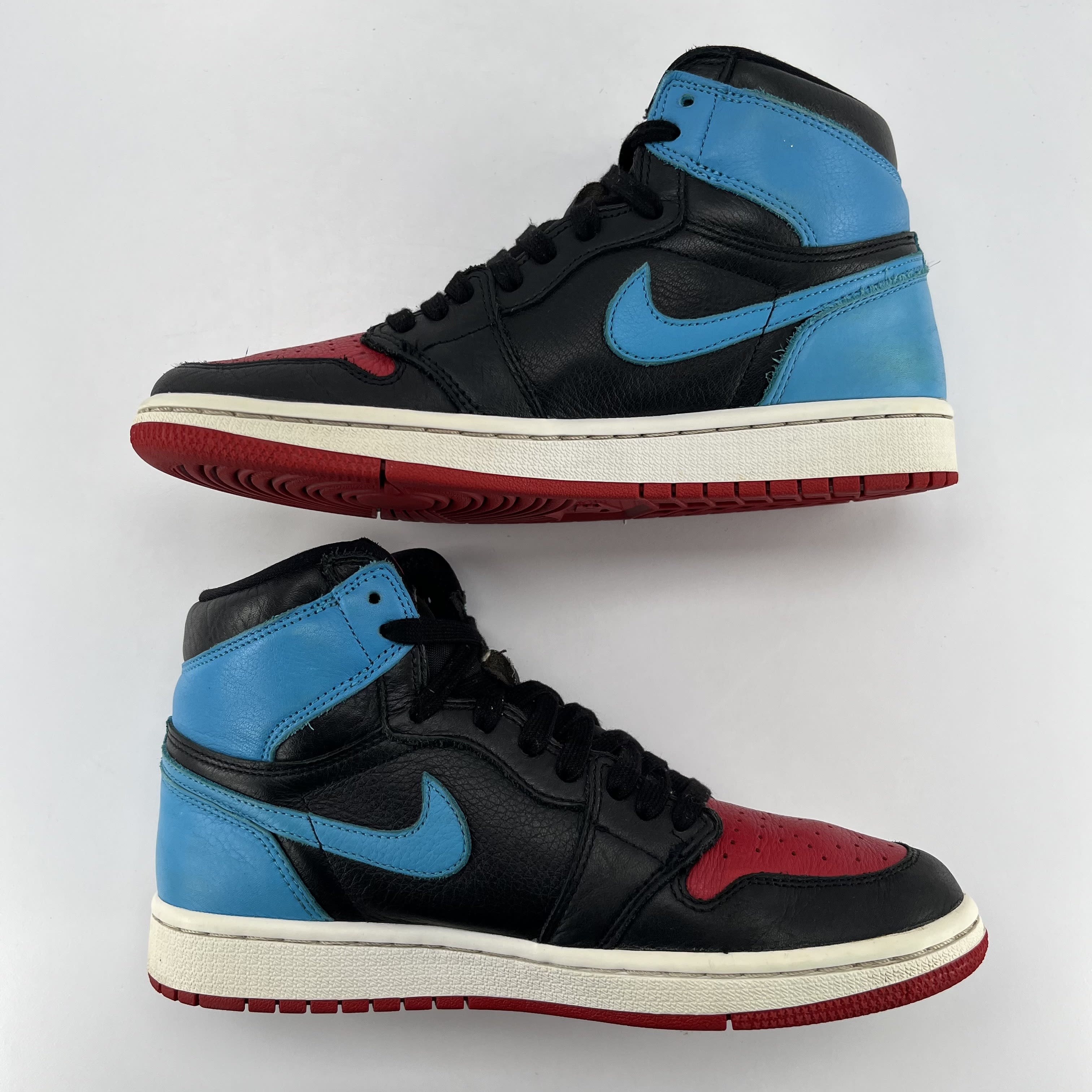 633897 Air Jordan 1 Retro High NC to Chi (Women's)