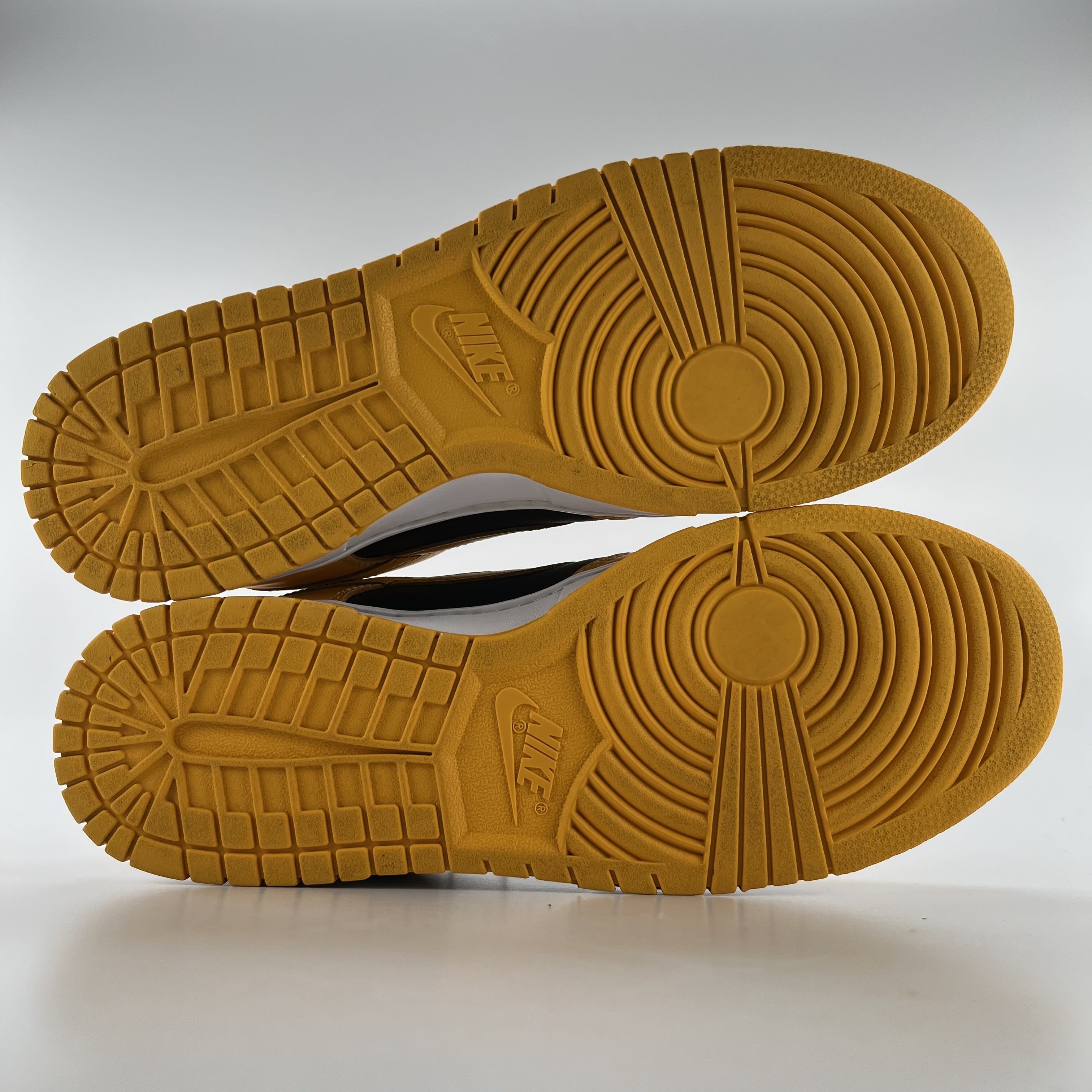 630187 Nike Dunk Low Championship Goldenrod (2021)