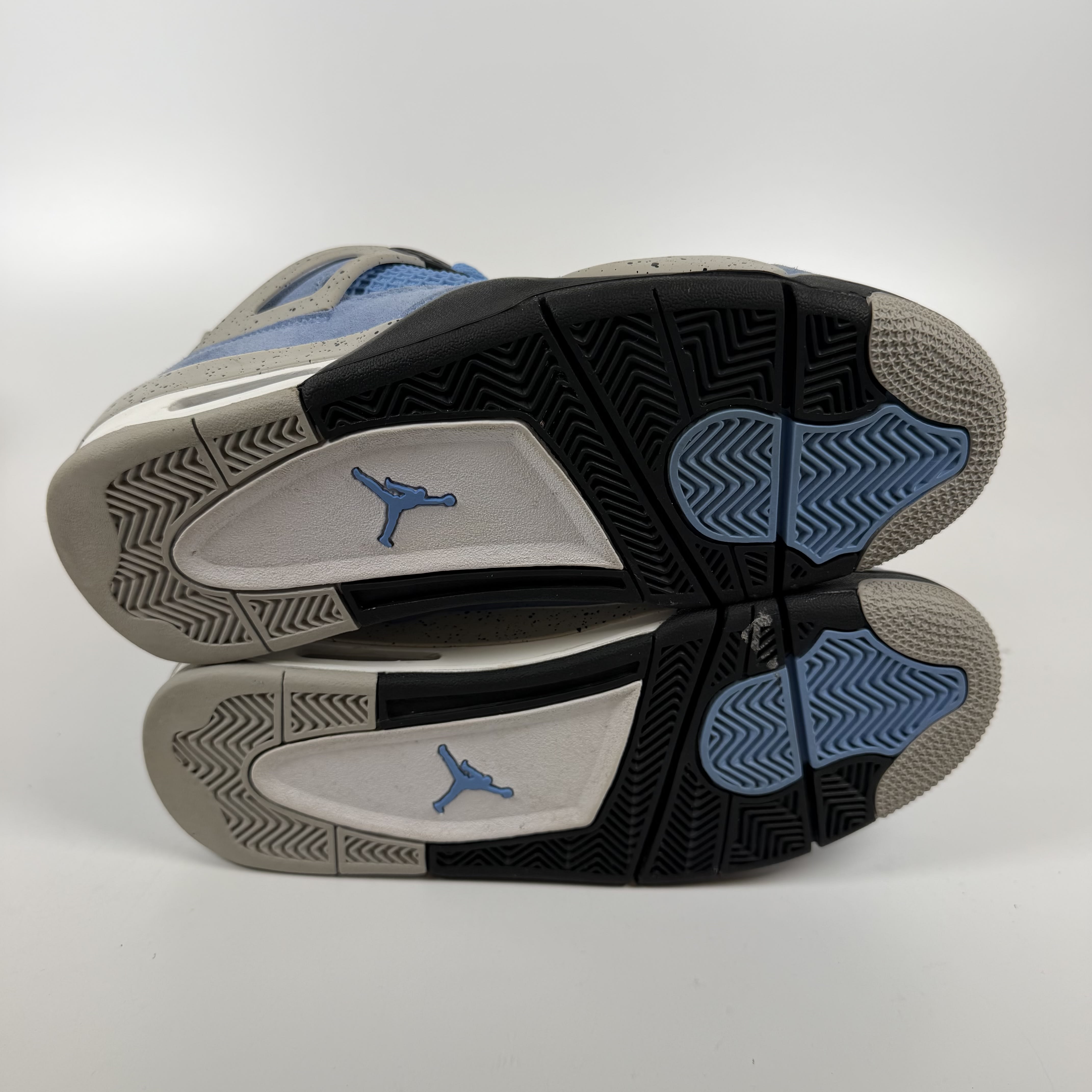 SP8113 Jordan 4 Retro University Blue