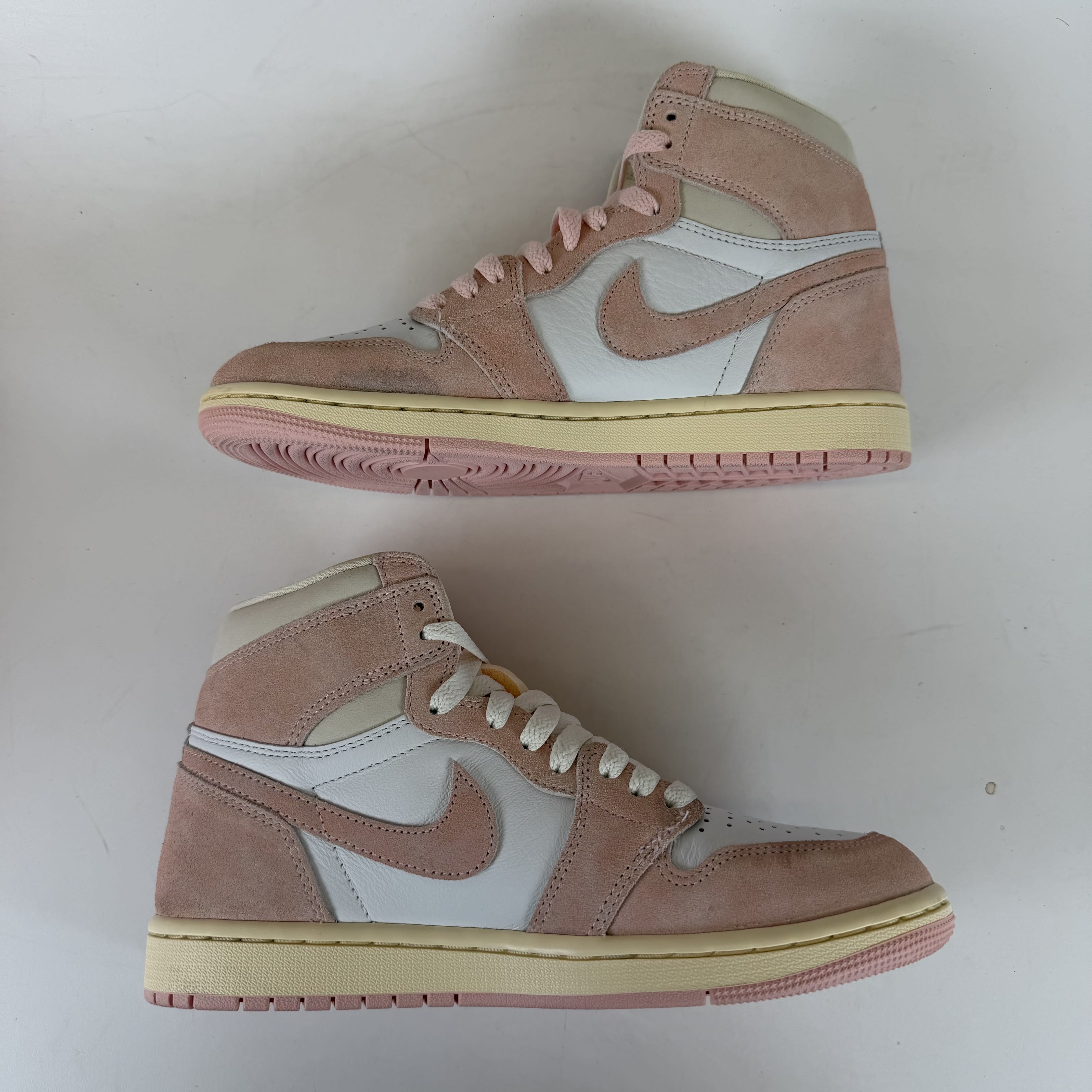 SP5657 Jordan 1 Retro High OG Washed Pink (Women's)