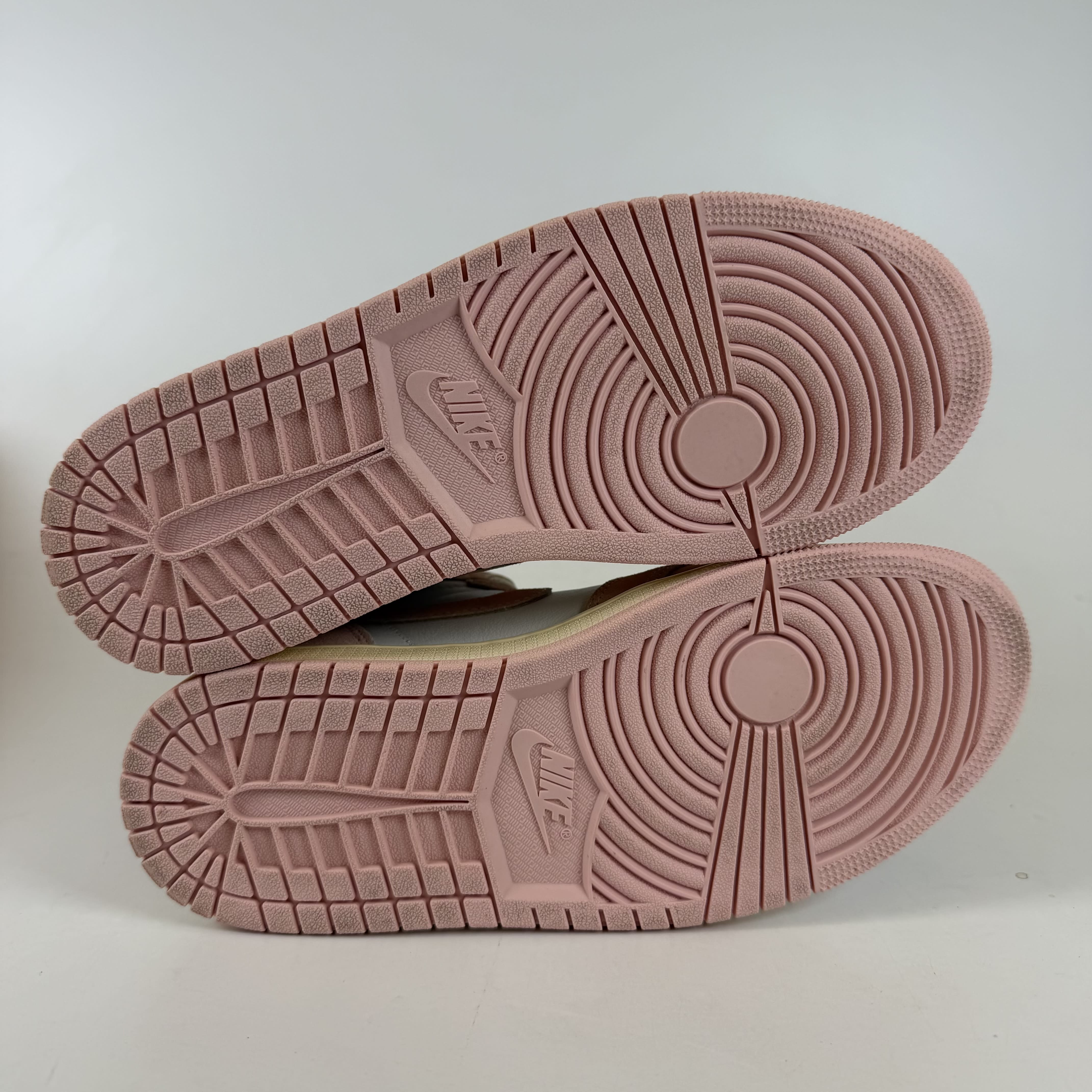 SP5657 Jordan 1 Retro High OG Washed Pink (Women's)