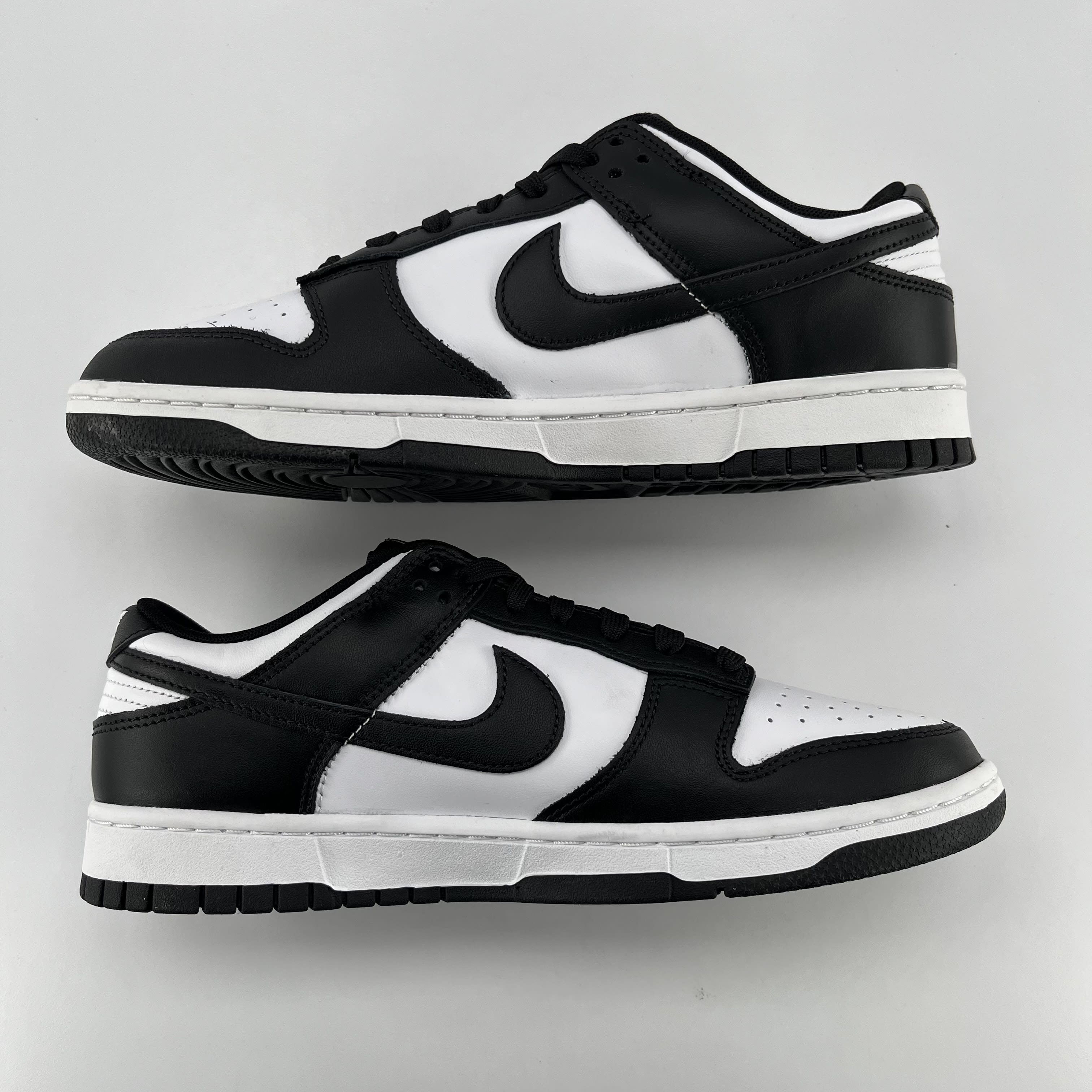 588731 Nike Dunk Low Retro White Black Panda