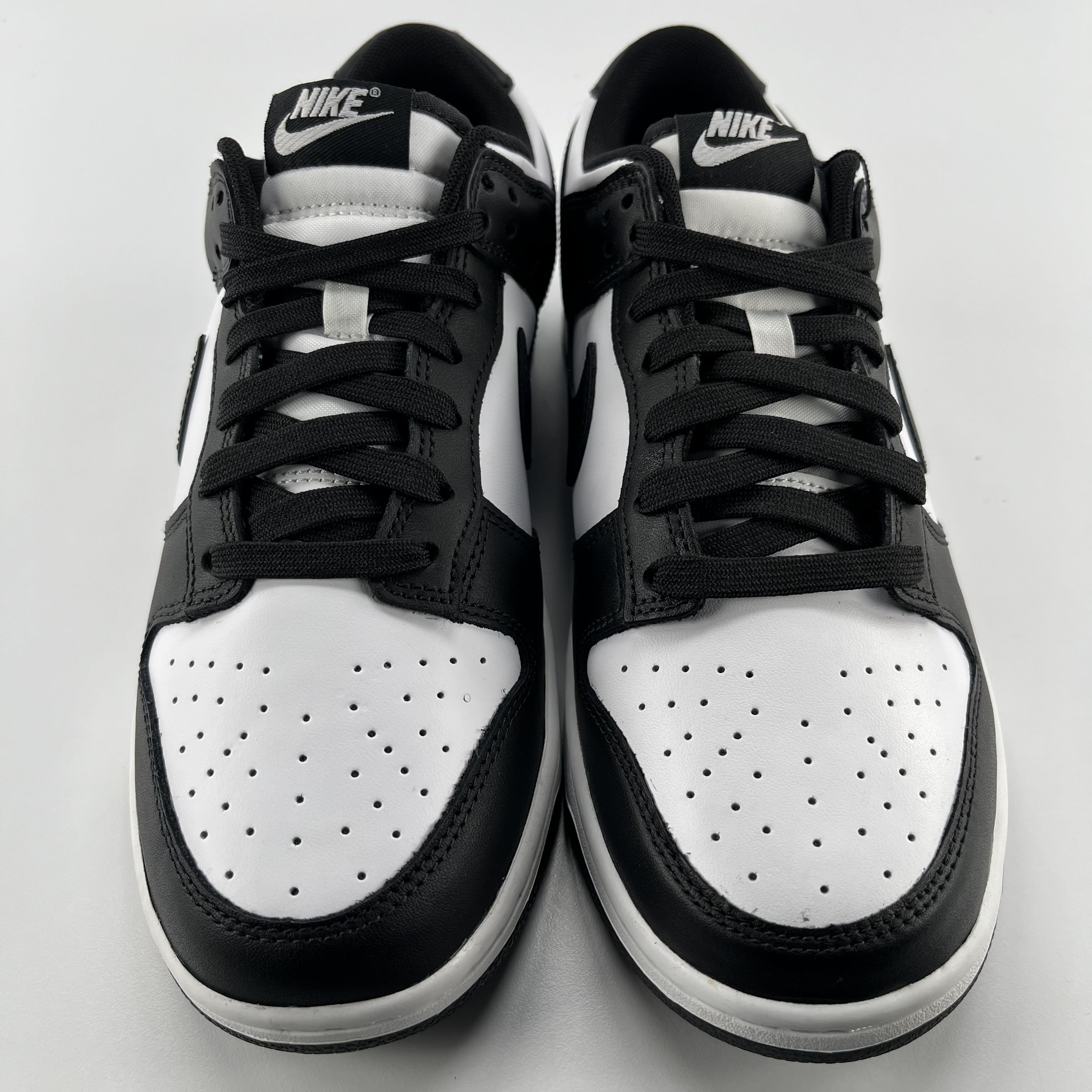 588731 Nike Dunk Low Retro White Black Panda