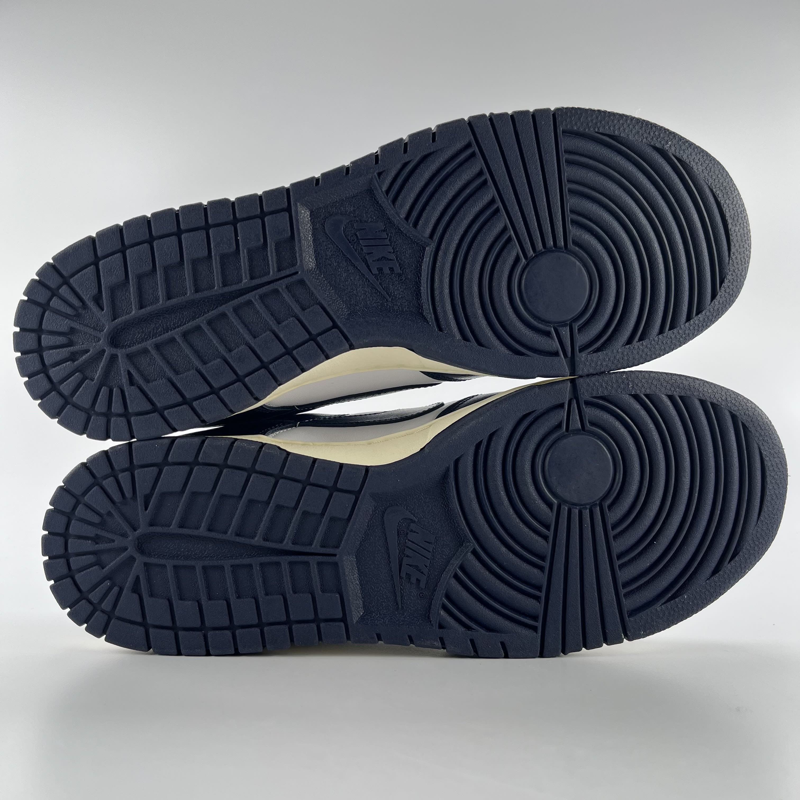 635930 Nike Dunk Low PRM Vintage Navy (Women's)