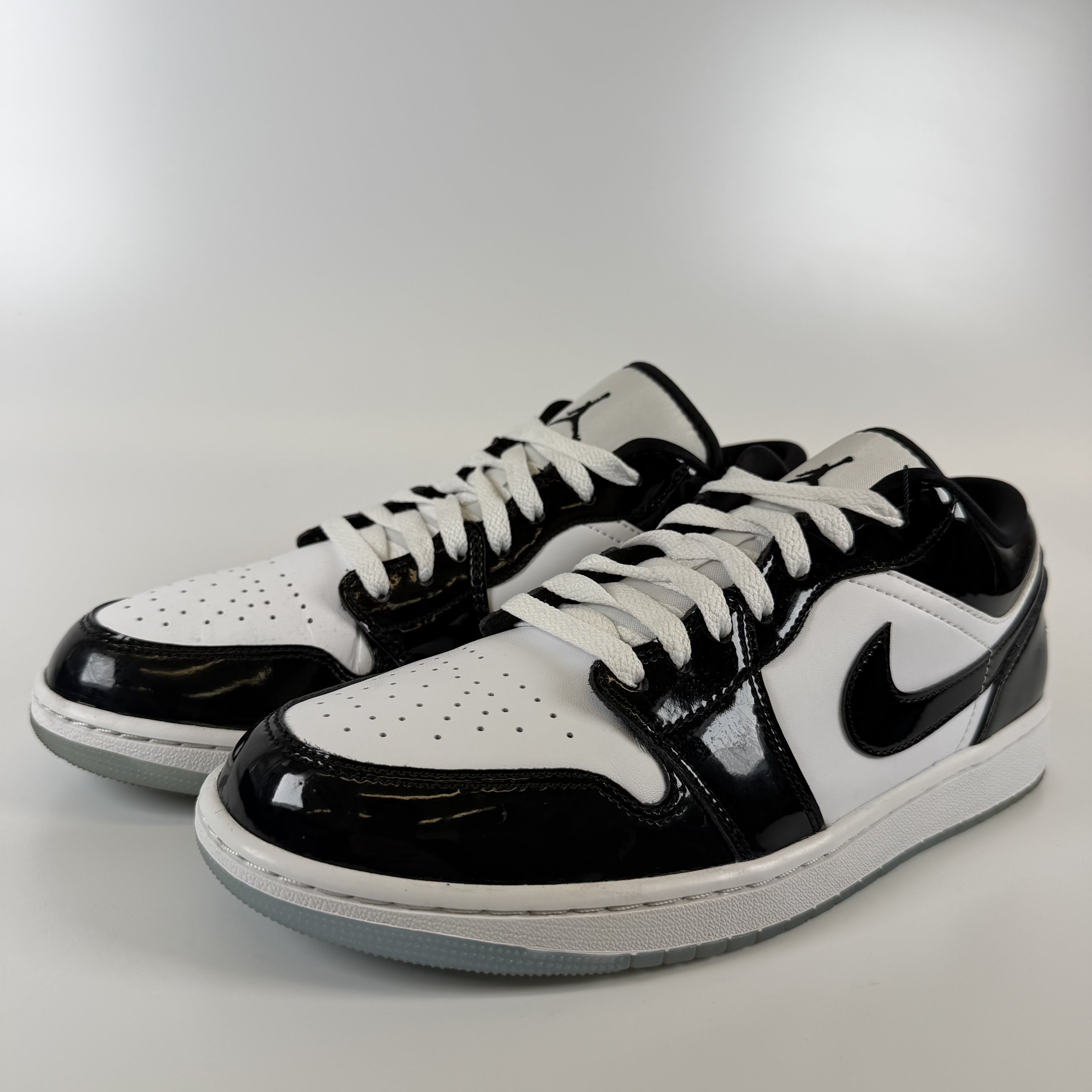 SP4902 Jordan 1 Low SE Concord