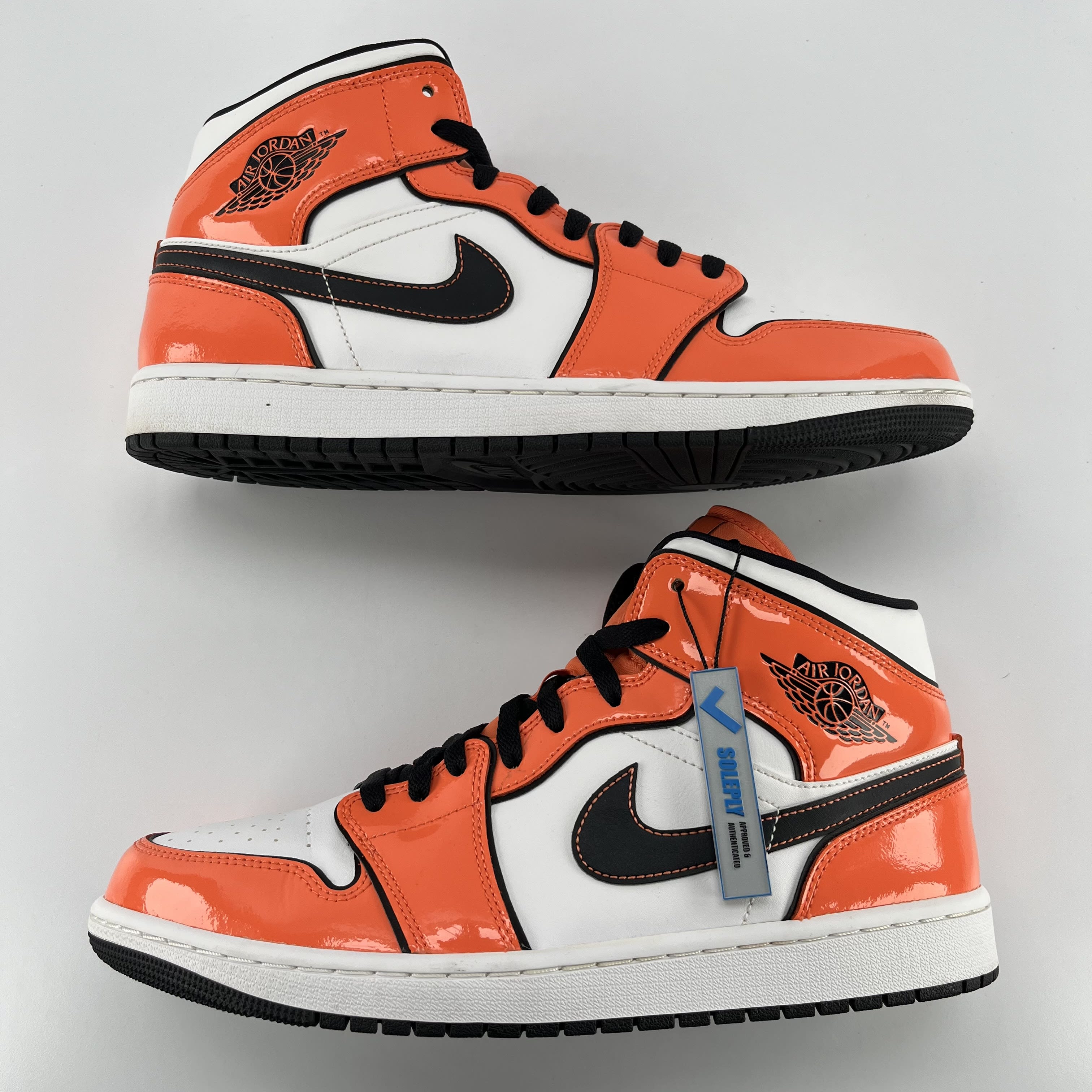 624290 Jordan 1 Mid SE Turf Orange