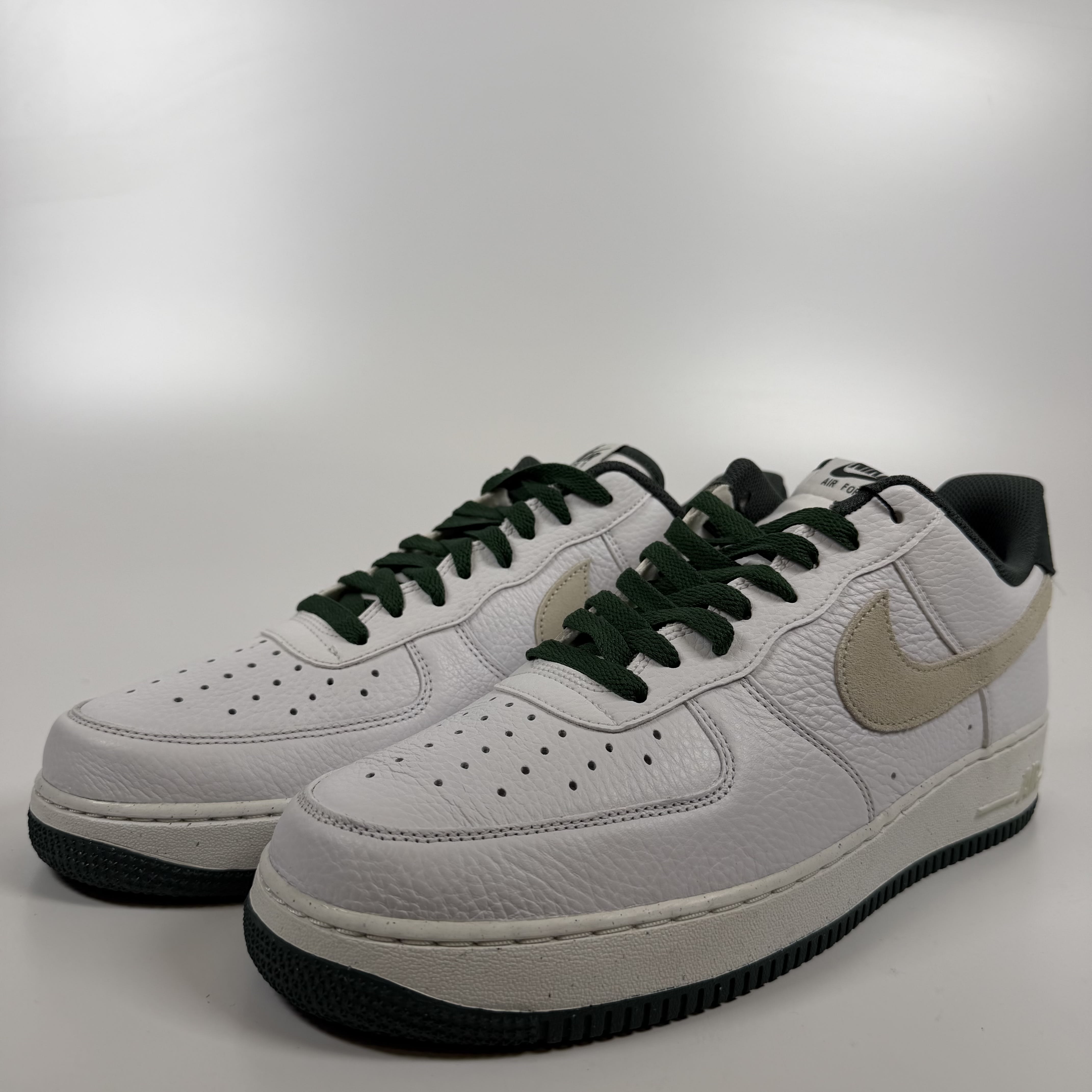 SP9467 Nike Air Force 1 Low '07 LV8 Vintage Green