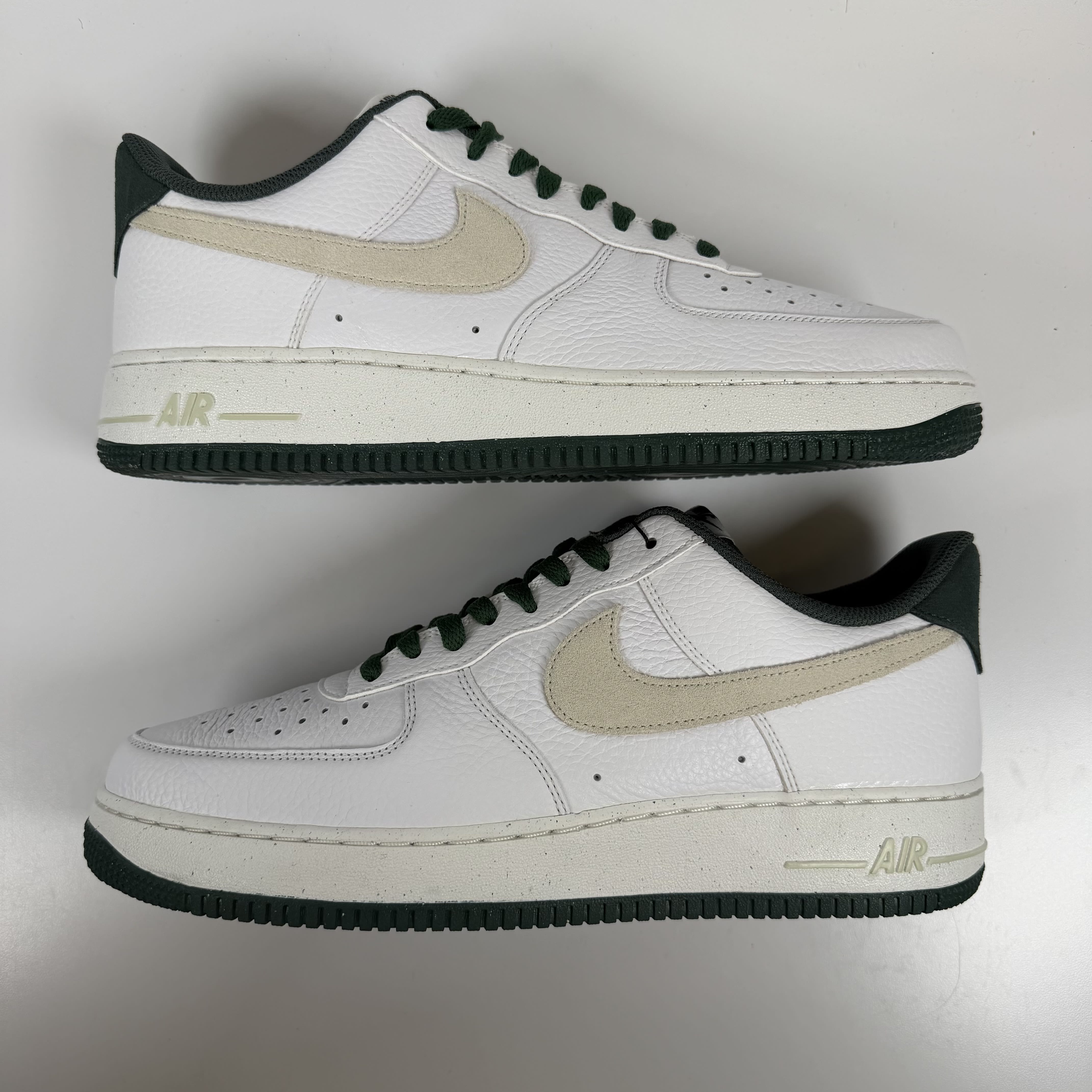 SP9467 Nike Air Force 1 Low '07 LV8 Vintage Green