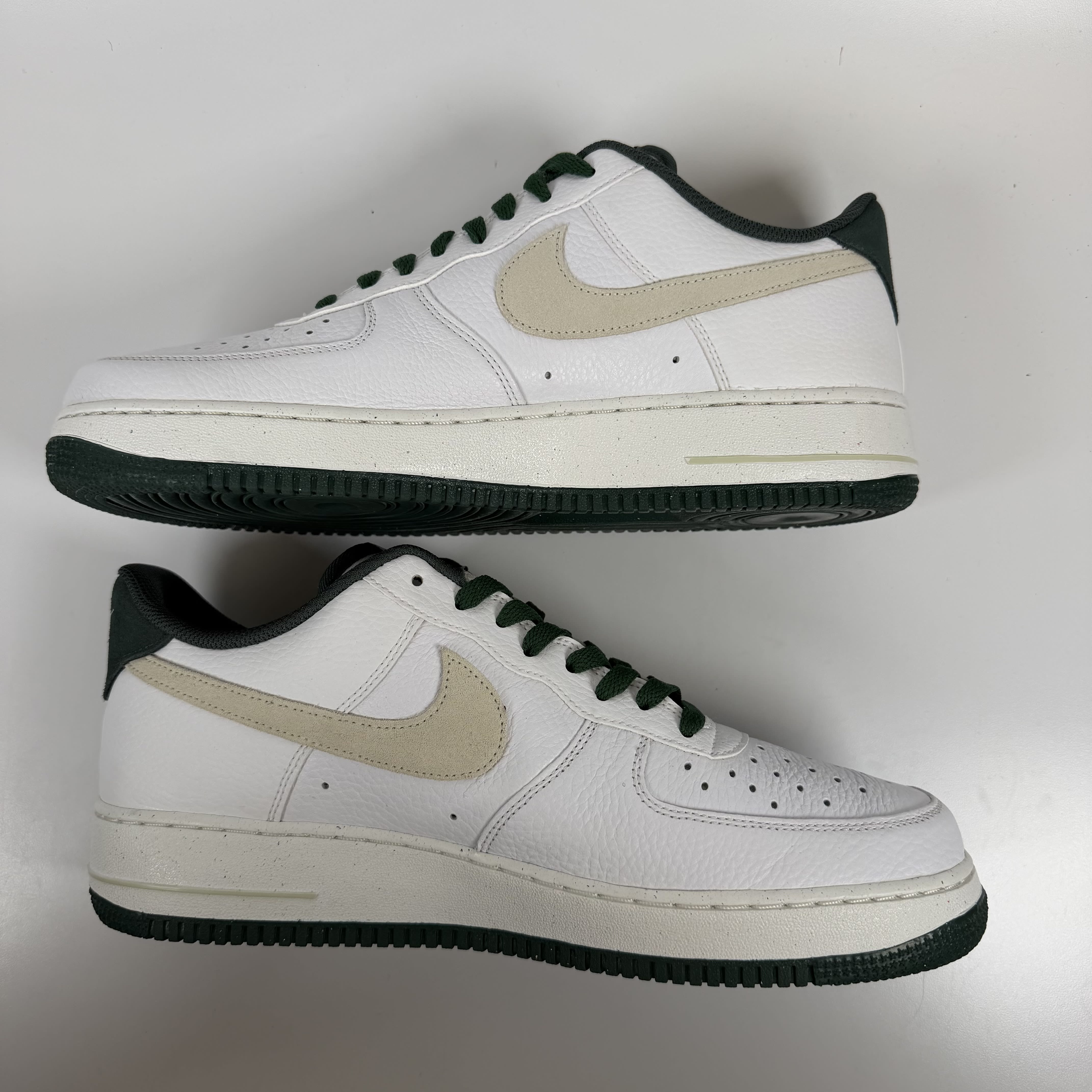 SP9467 Nike Air Force 1 Low '07 LV8 Vintage Green