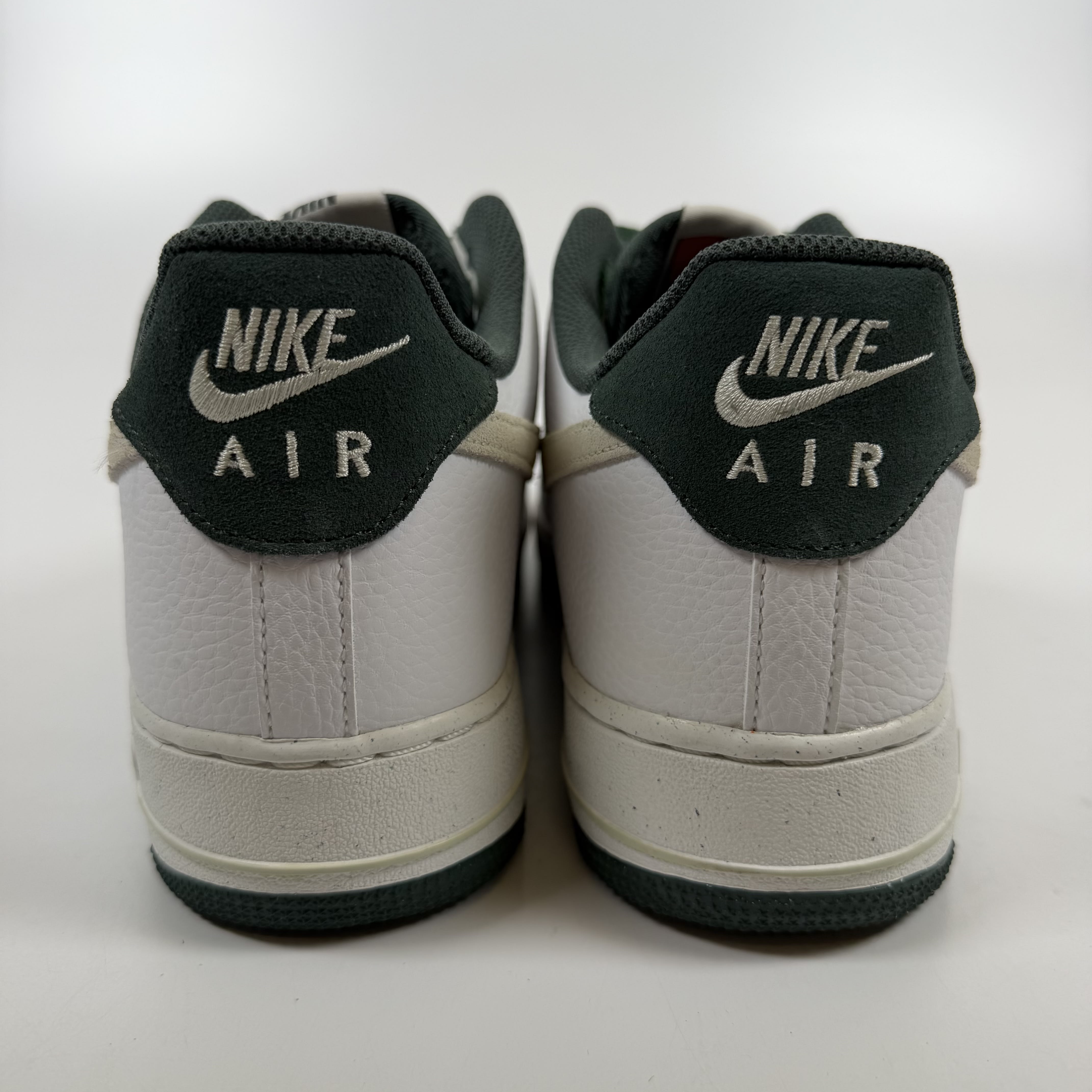 SP9467 Nike Air Force 1 Low '07 LV8 Vintage Green