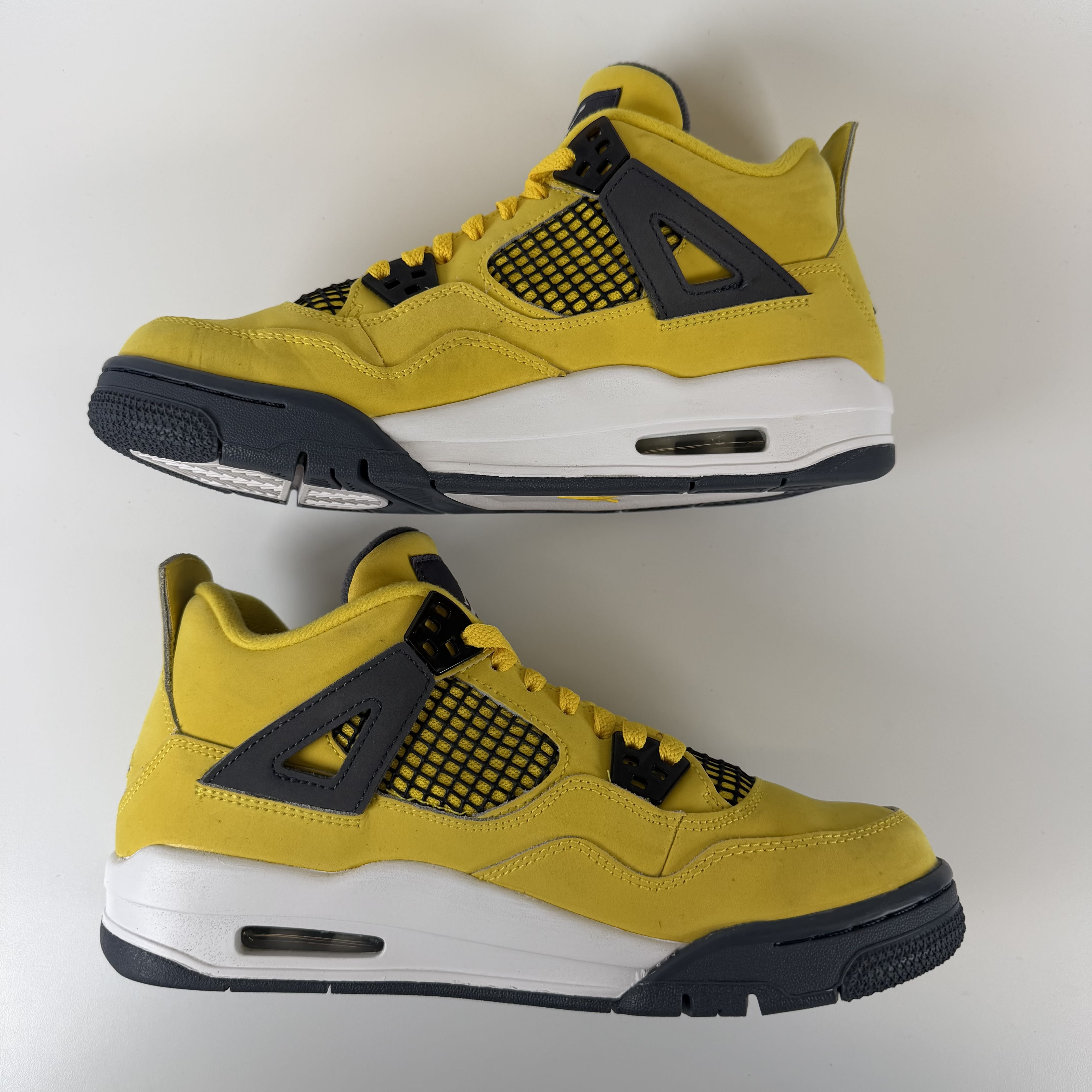 SP5021 Jordan 4 Retro Lightning (2021) (GS)