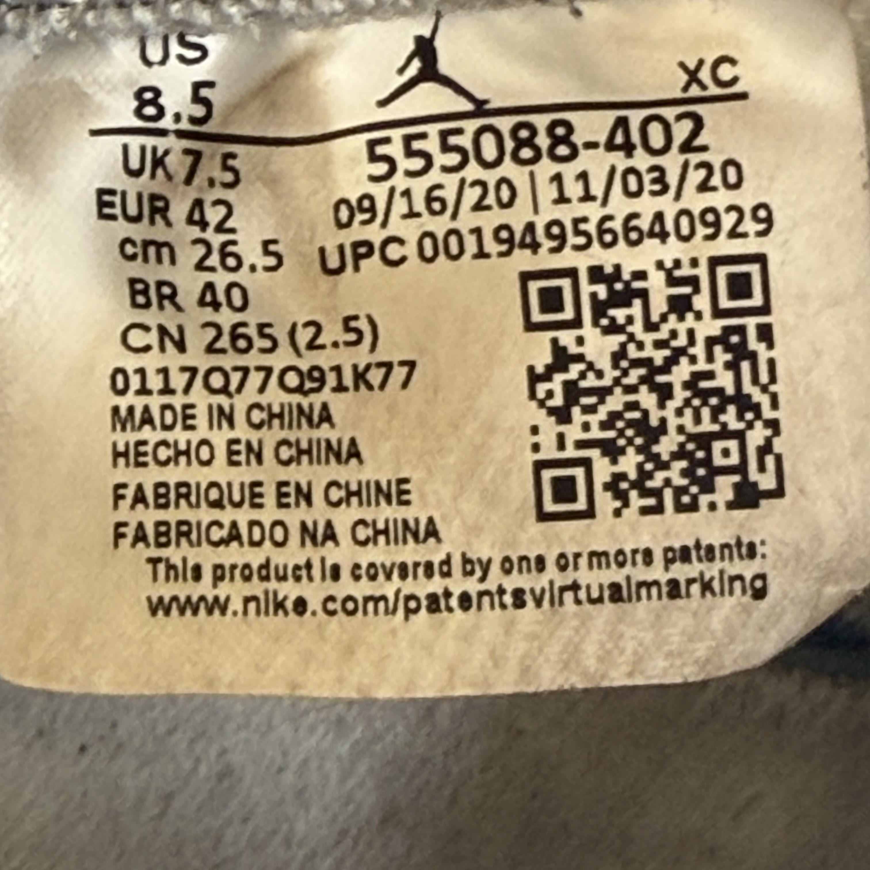 SP8114 Jordan 1 Retro High OG Hyper Royal