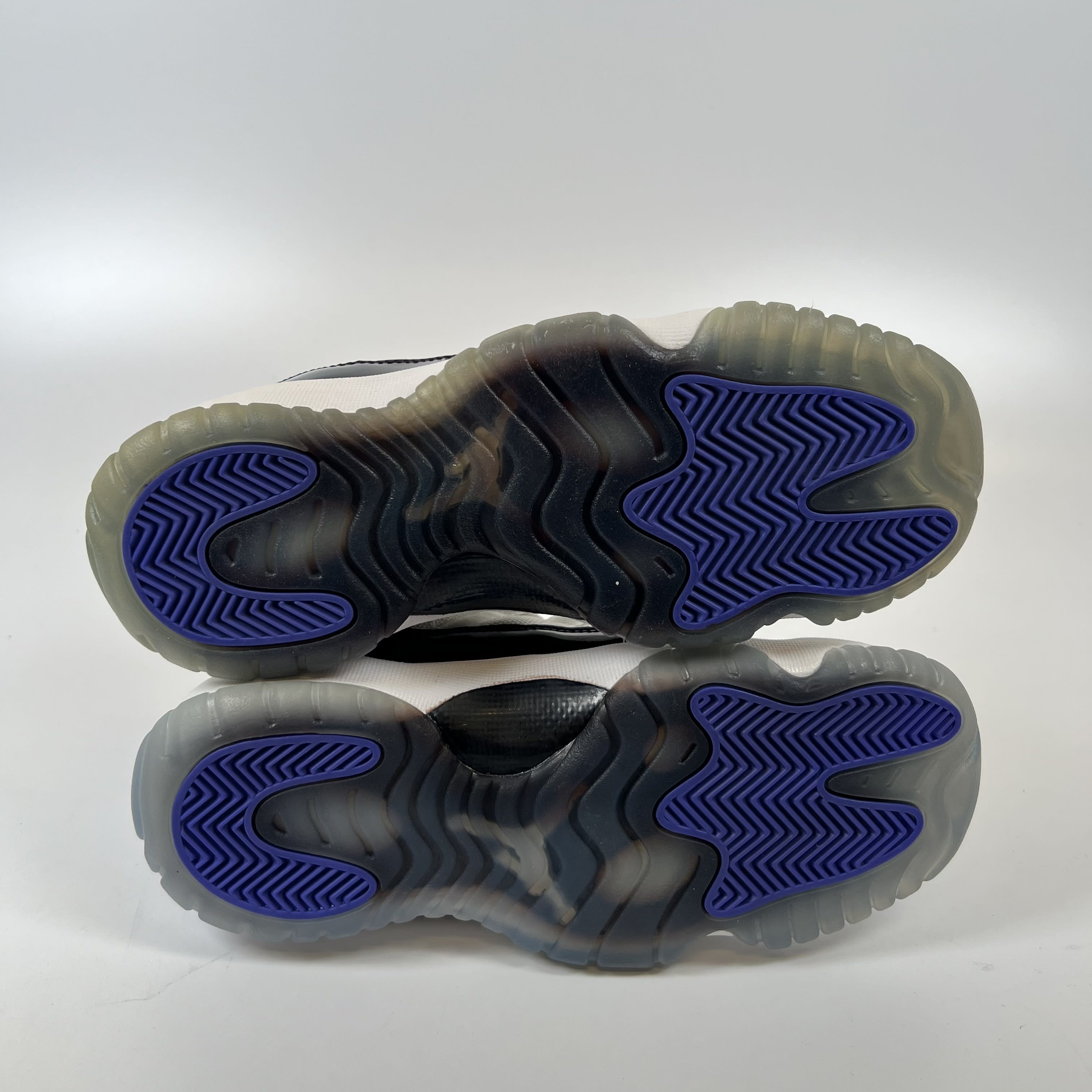 541183 Jordan 11 Retro Low Concord (GS)