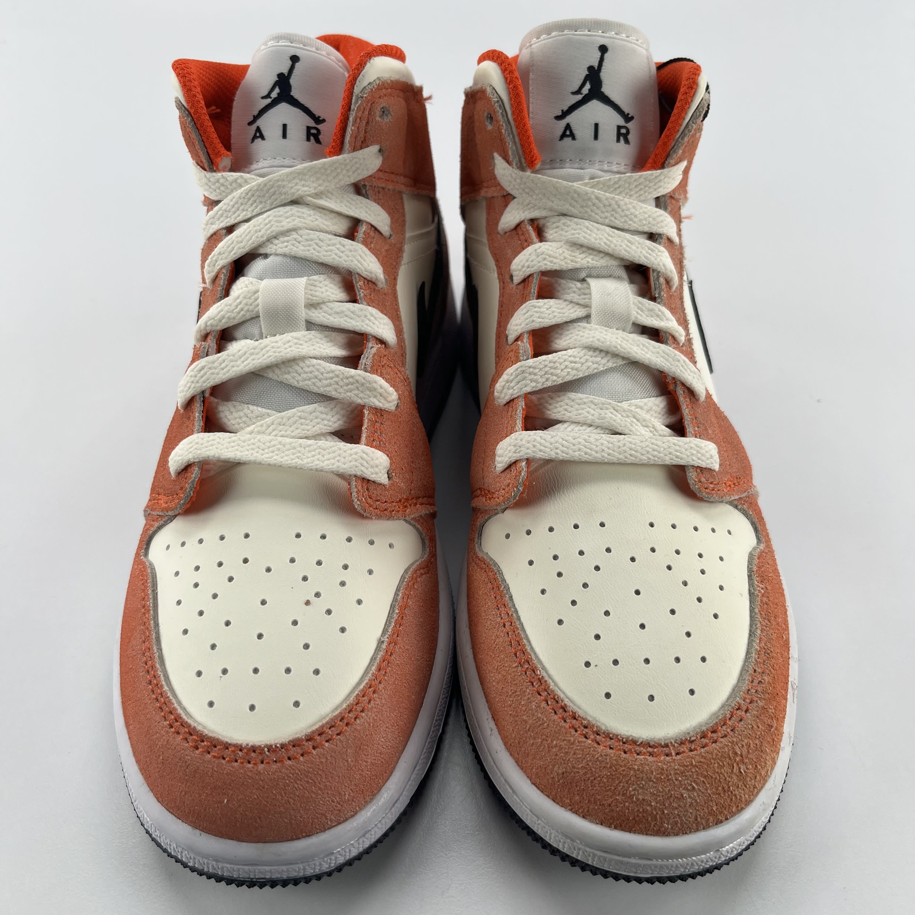 339799 Air Jordan 1 Mid SE GS 'Orange Suede'