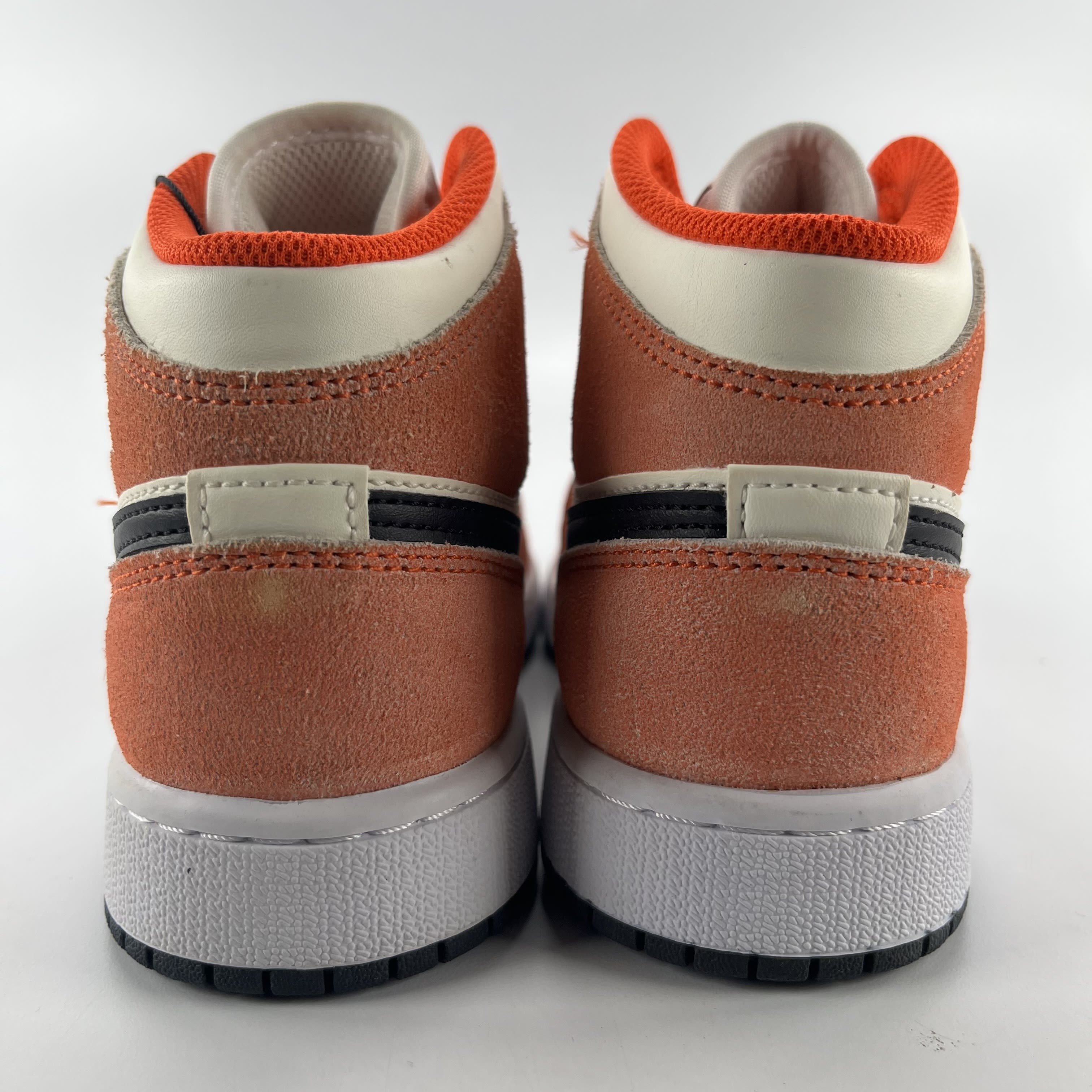 339799 Air Jordan 1 Mid SE GS 'Orange Suede'