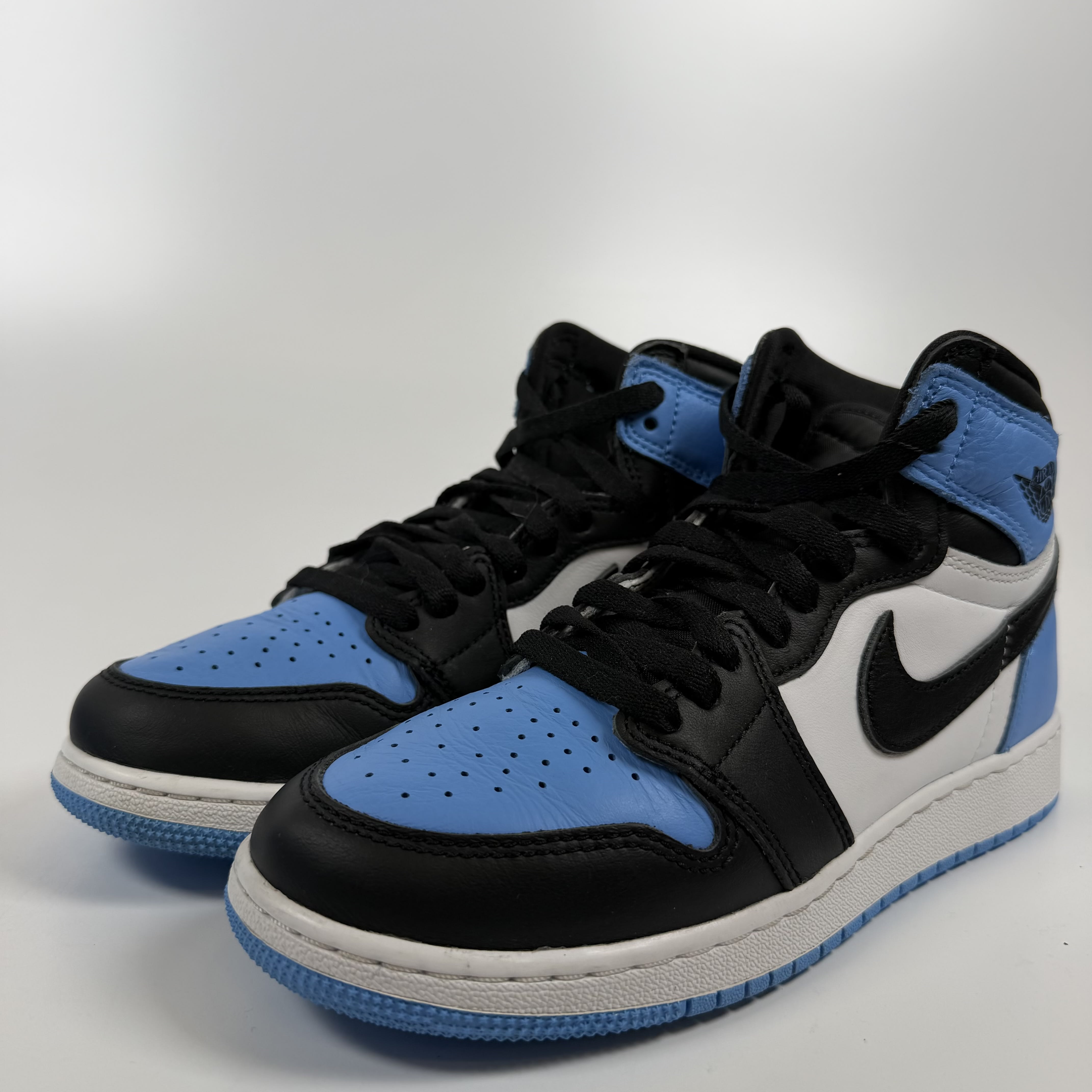 798752 Jordan 1 Retro High OG UNC Toe (GS)