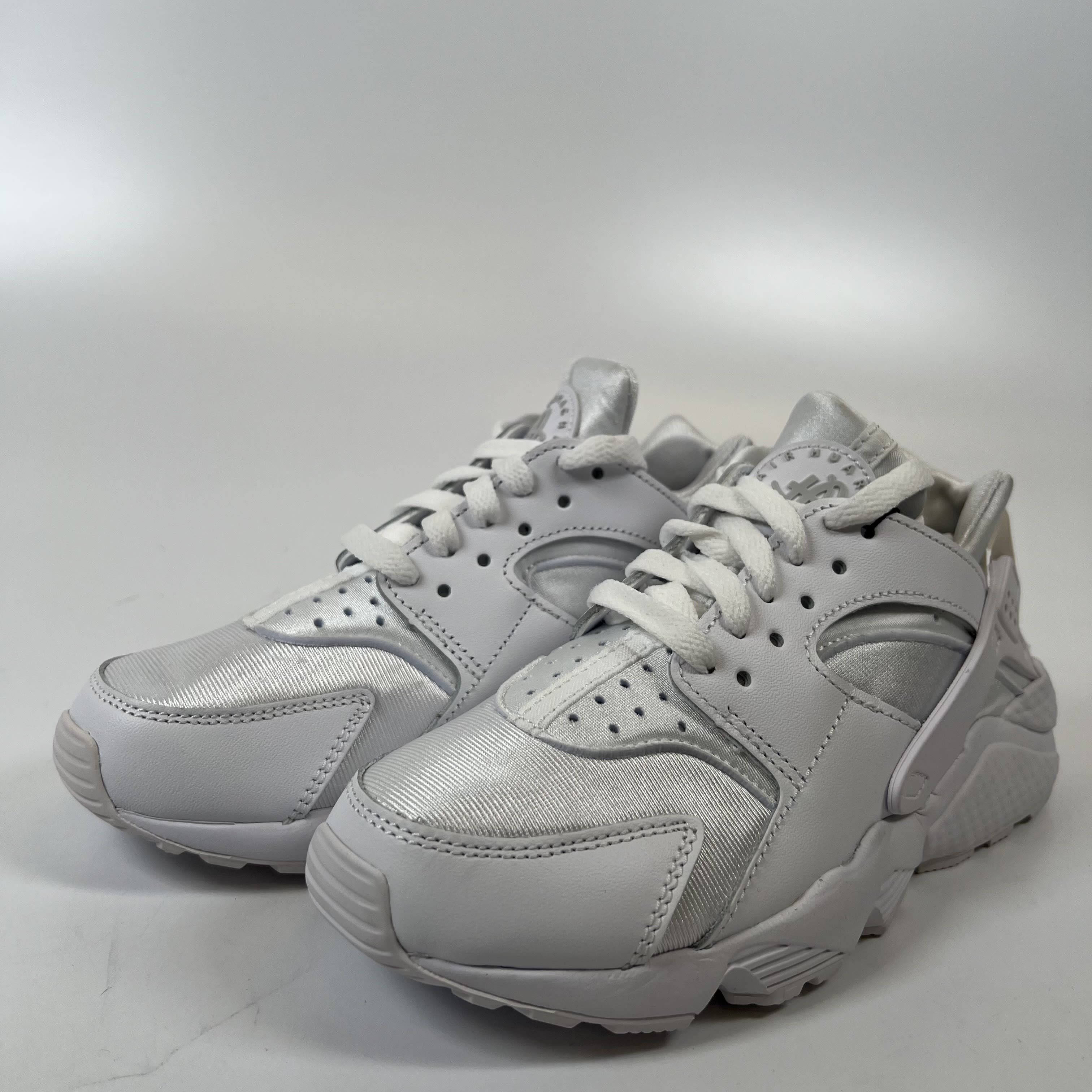 SP9551 Nike Air Huarache Triple White (2021) (Women's)