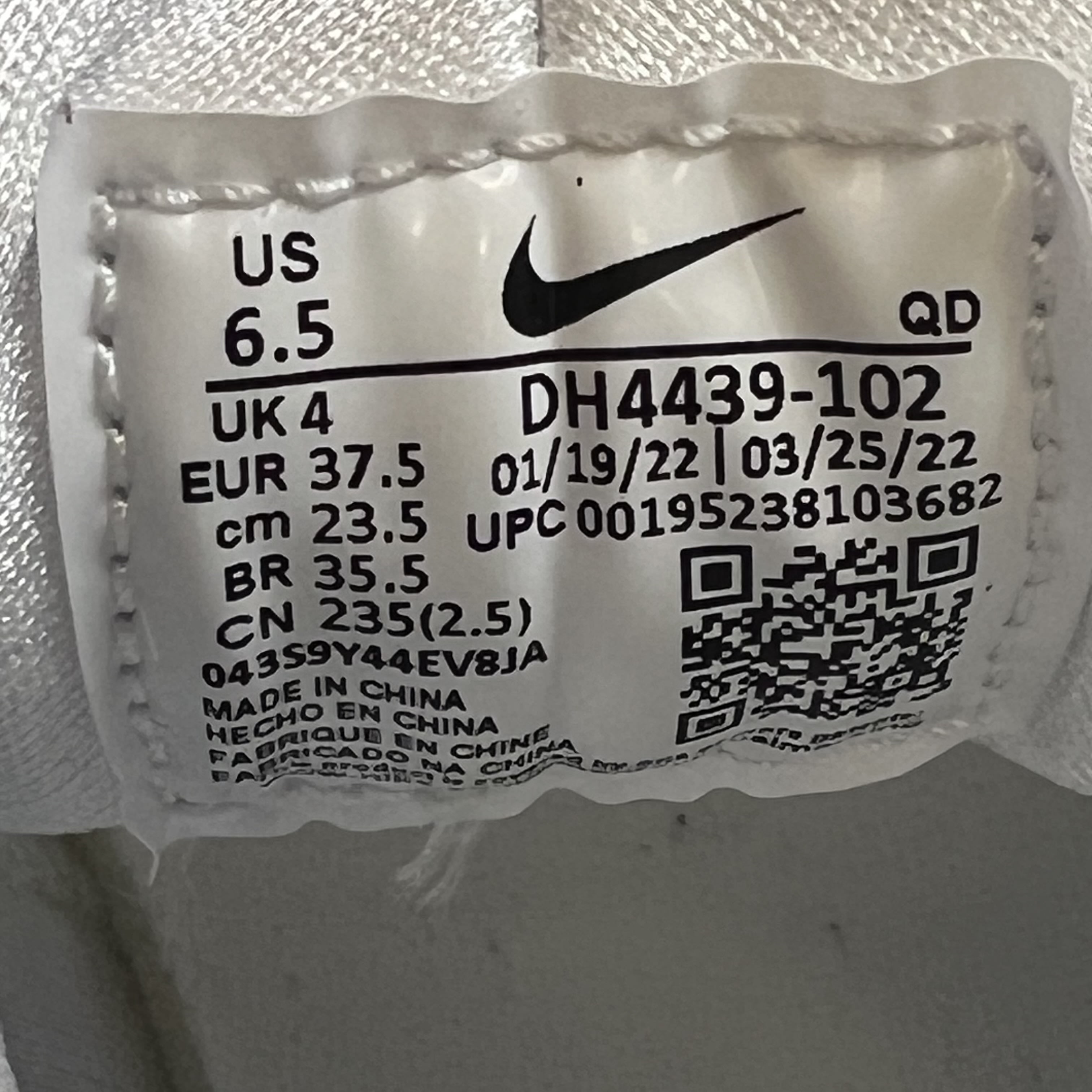 SP9551 Nike Air Huarache Triple White (2021) (Women's)