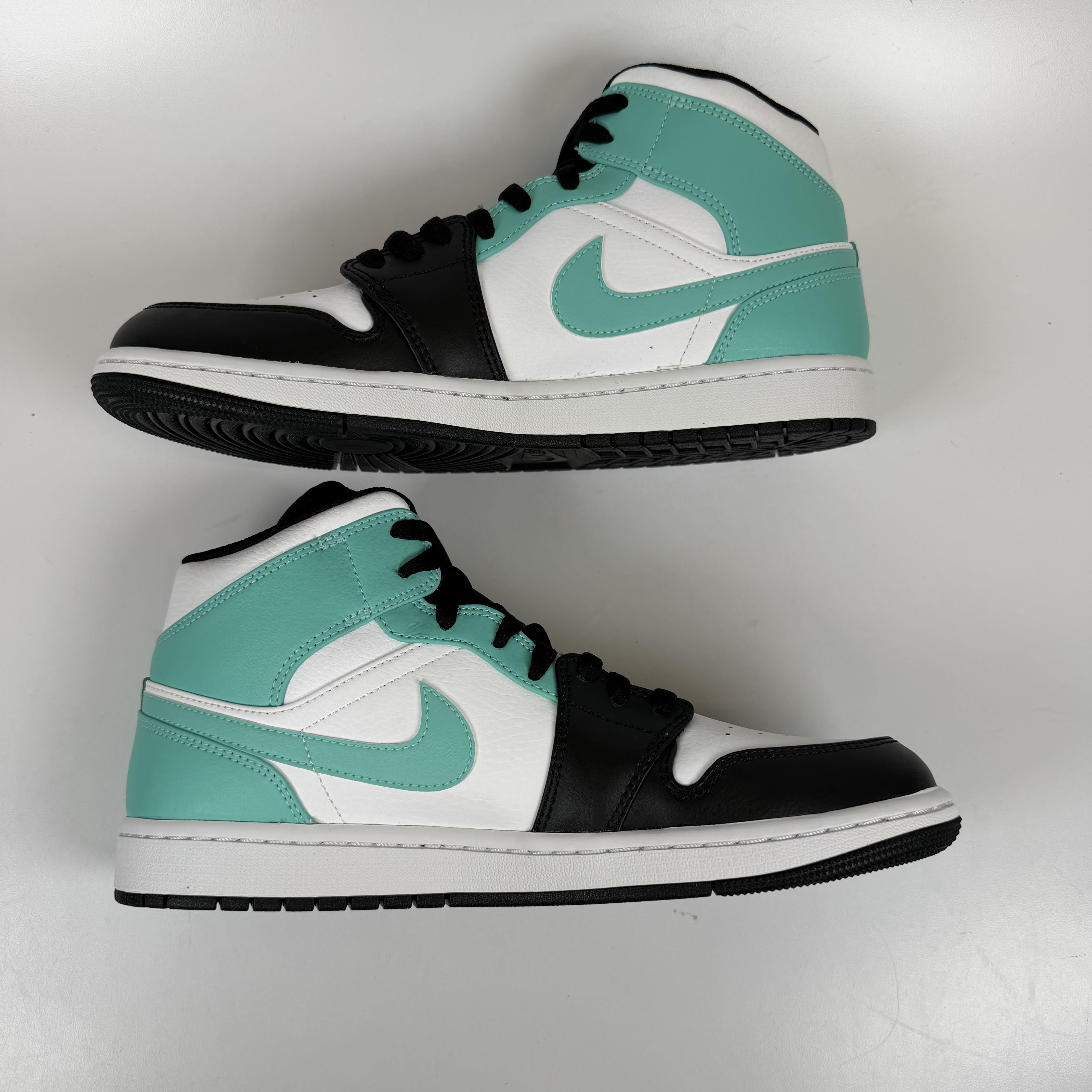 SP13595 Jordan 1 Mid Tropical Twist Igloo