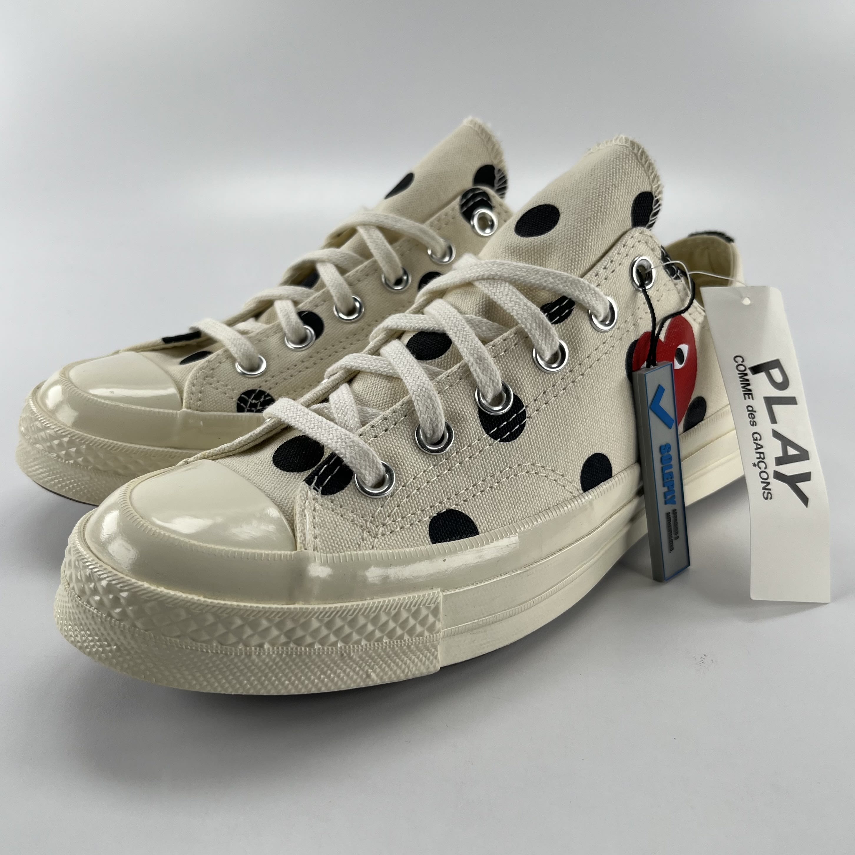 610919 Converse Chuck Taylor All Star 70 Ox Comme des Garcons PLAY  Polka Dot White