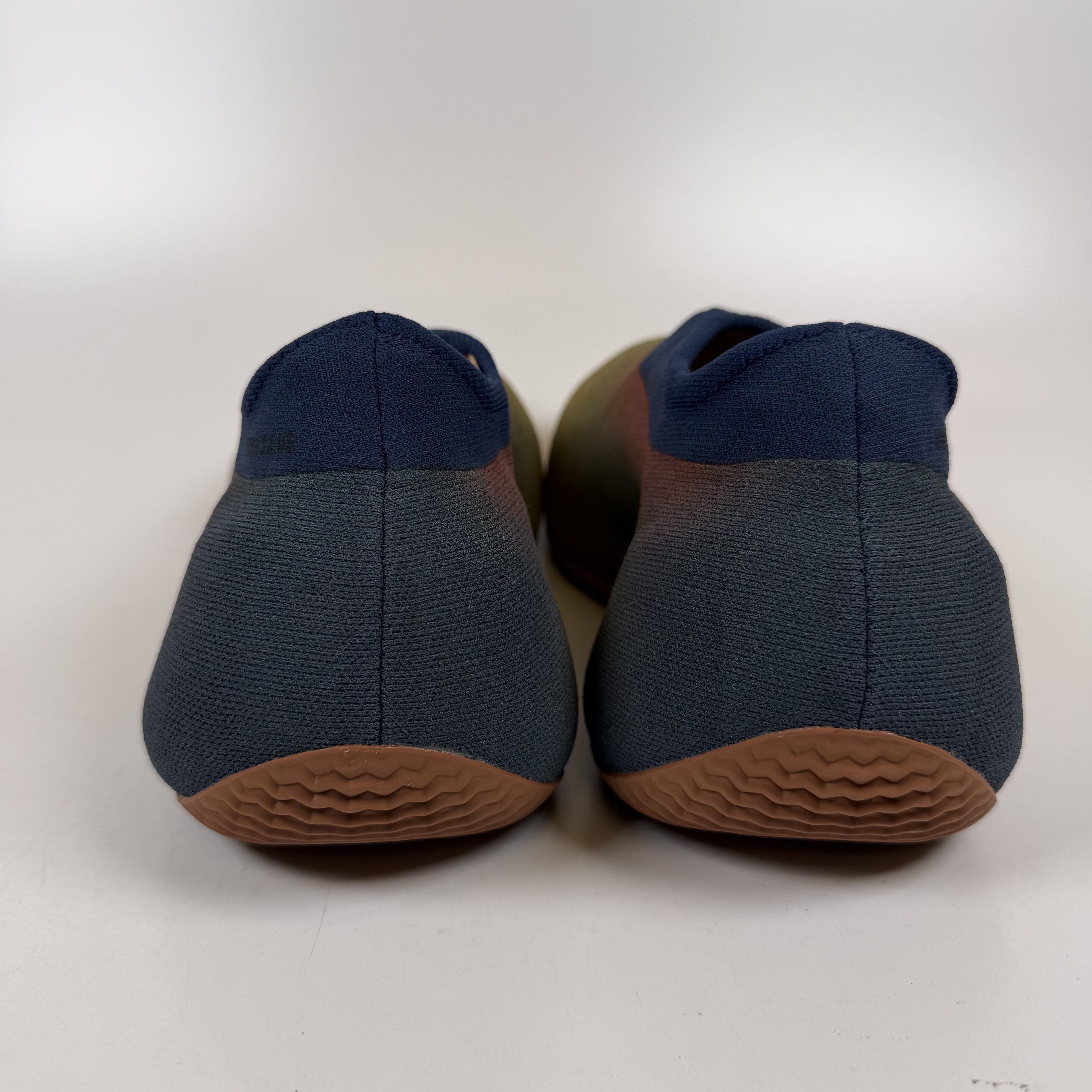 SP13593 adidas Yeezy Knit RNR Fade Indigo