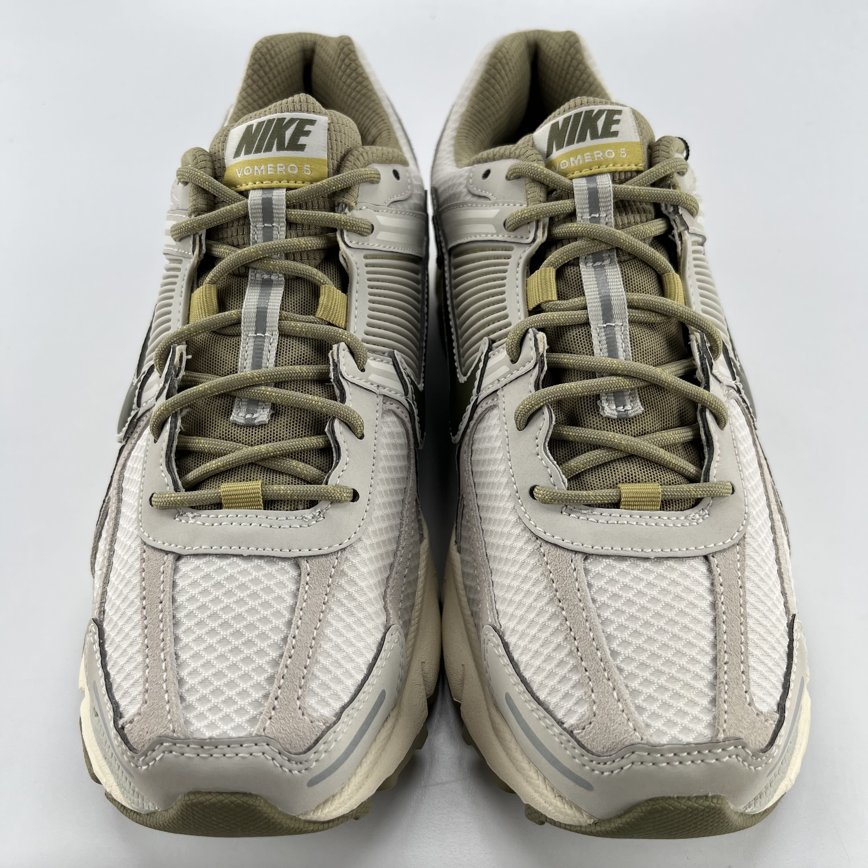 587733 Nike Zoom Vomero 5 SP Light Bone Neutral Olive