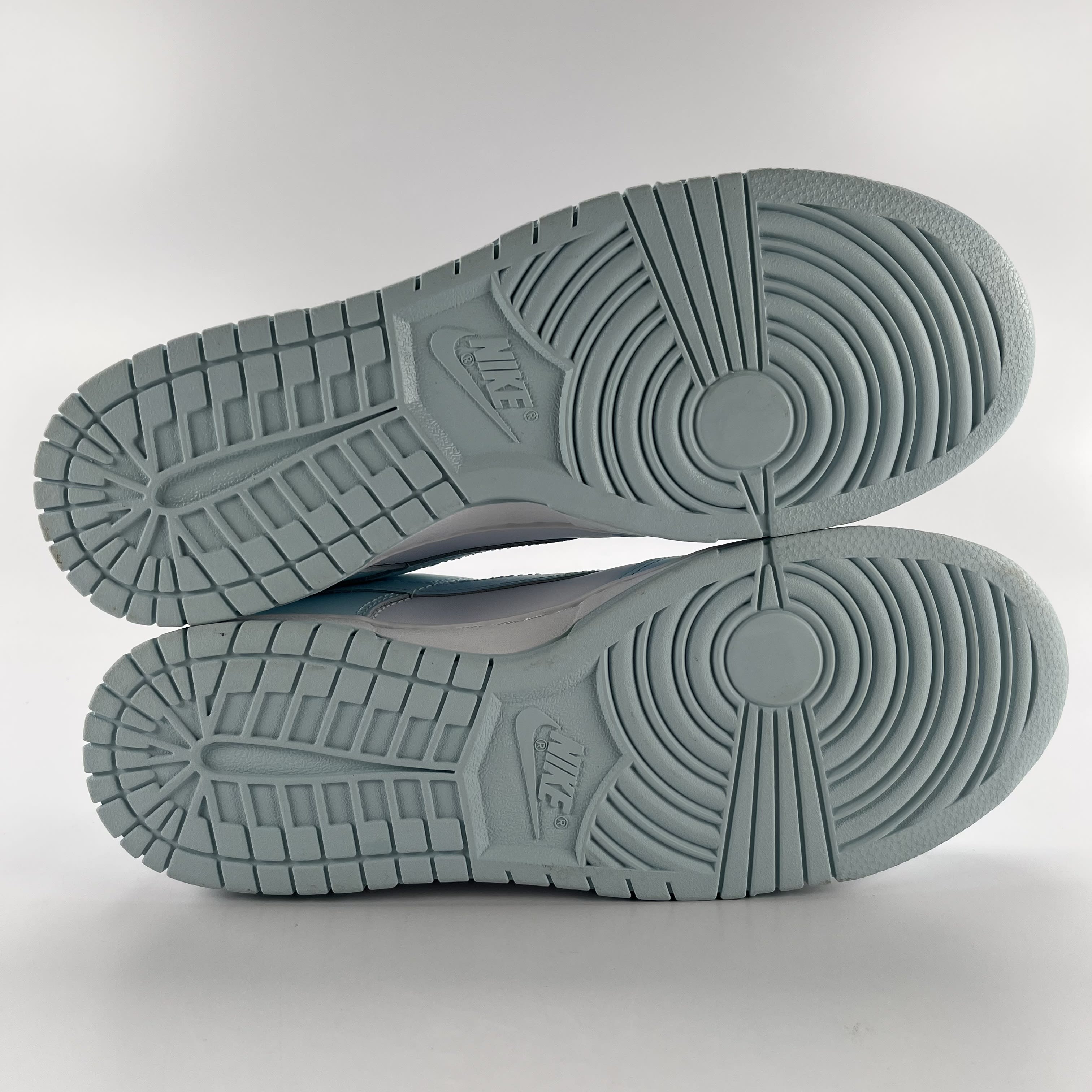 264893 Nike Dunk Low Glacier Blue