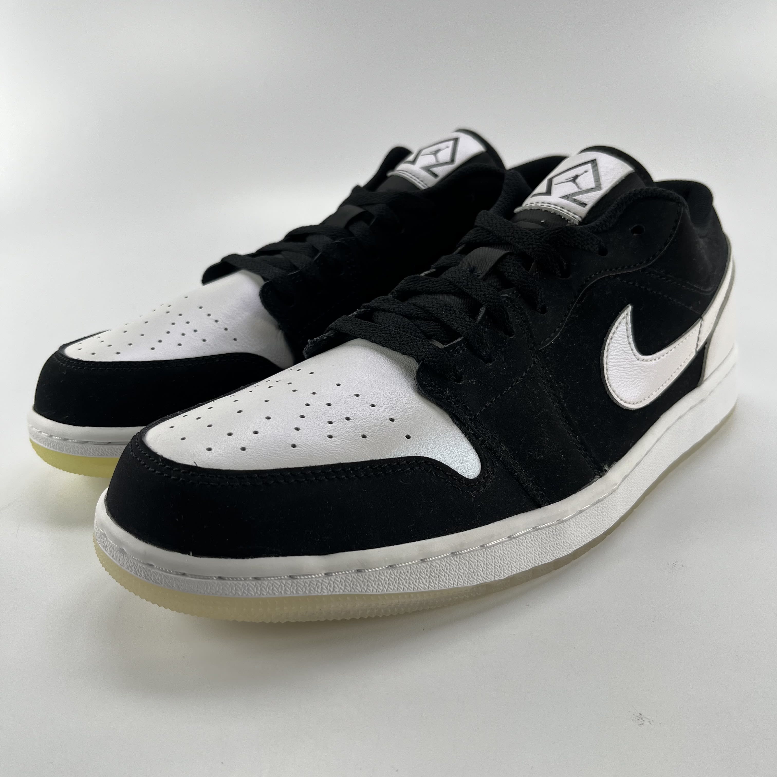 330360 Jordan 1 Low Diamond