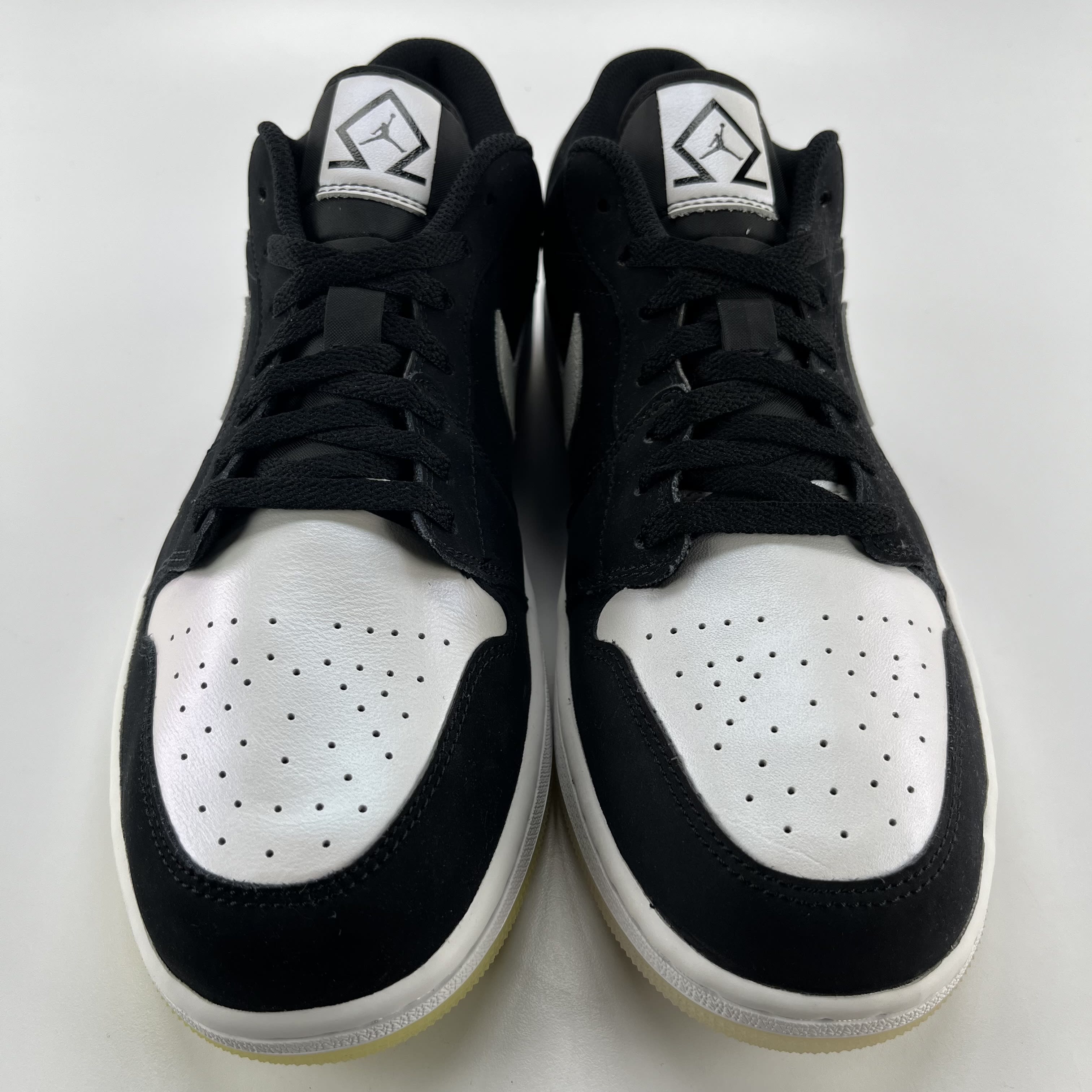 330360 Jordan 1 Low Diamond