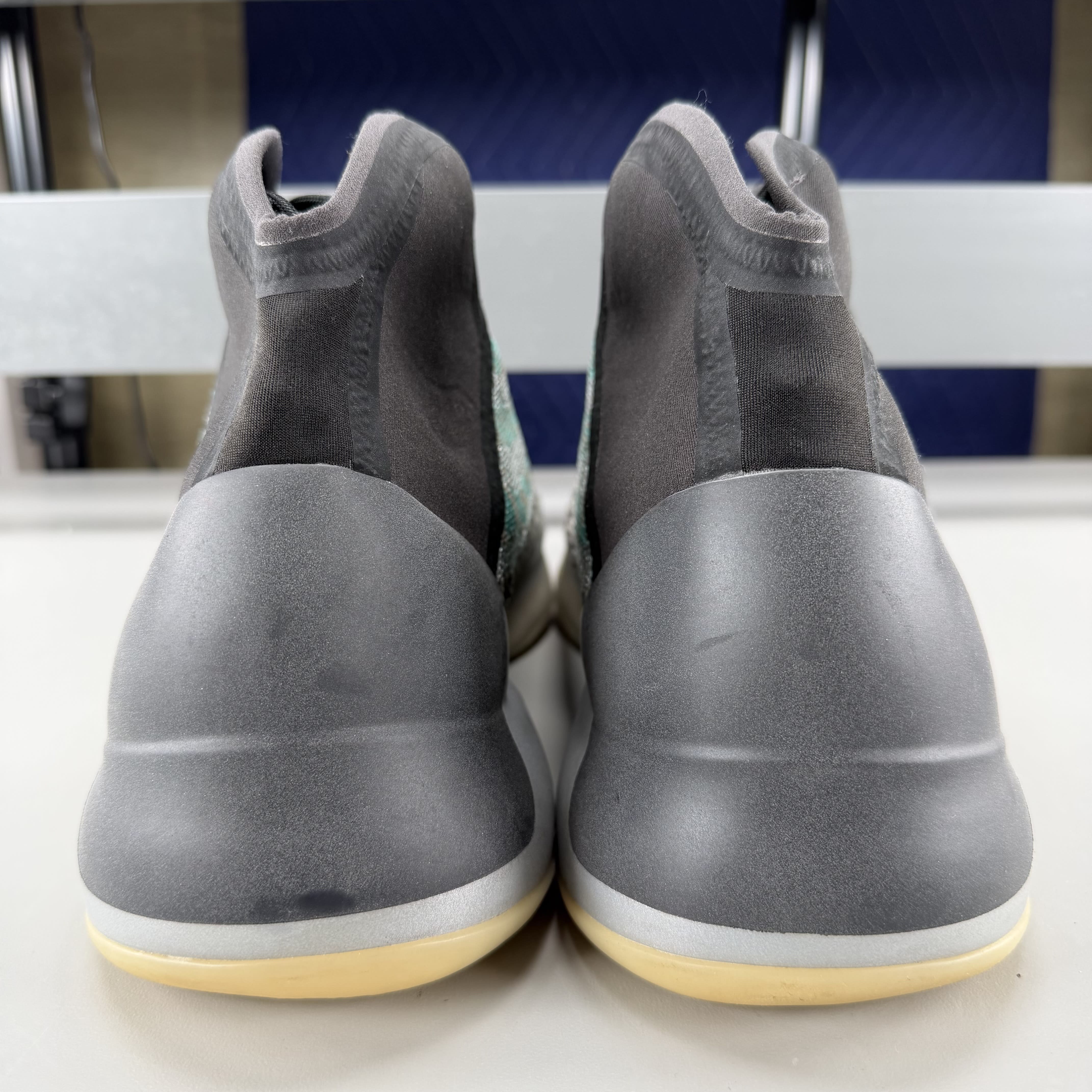 670391 adidas Yeezy QNTM Teal Blue