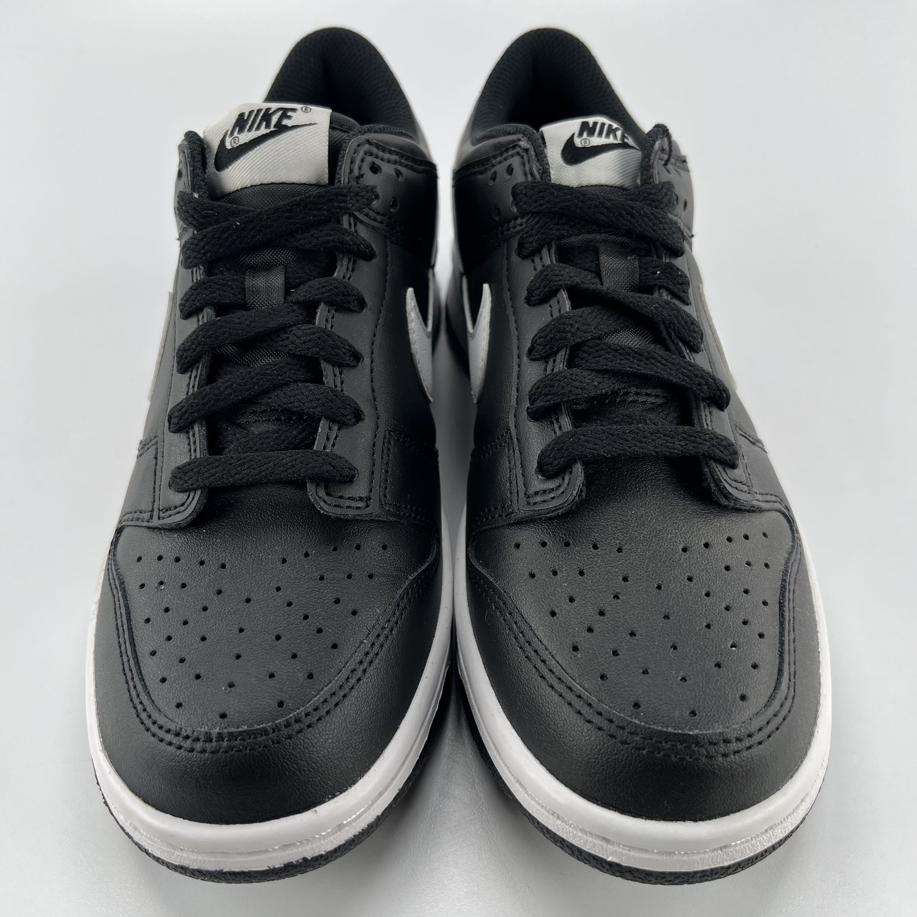 340200 Dunk Low GS 'Black Panda 2.0'
