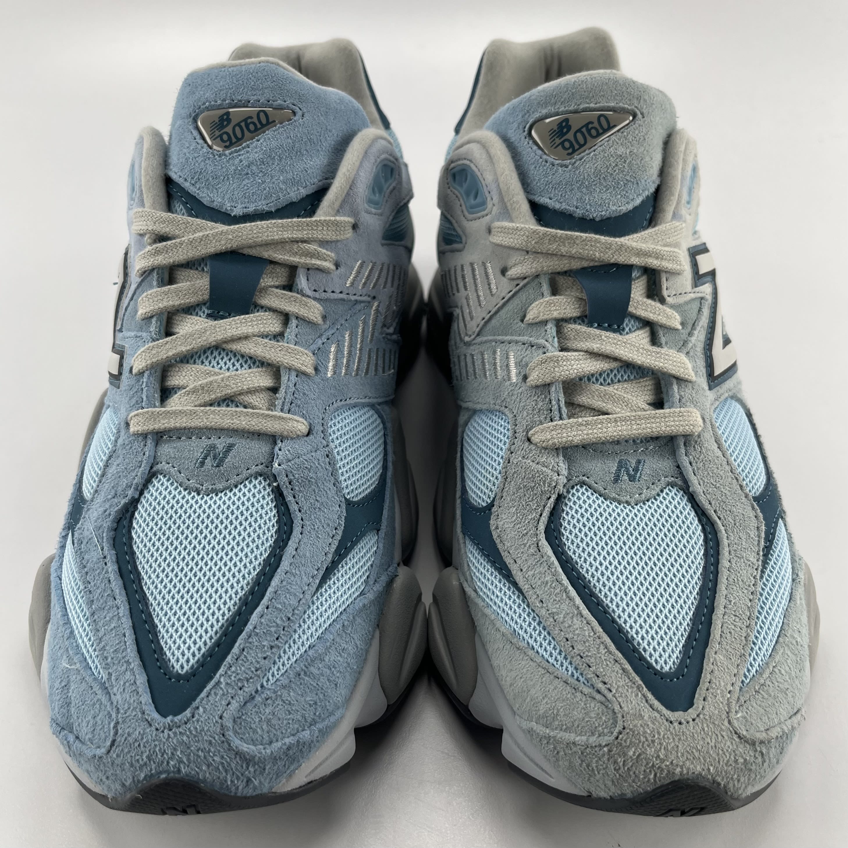 382563 New Balance 9060 Chrome Blue