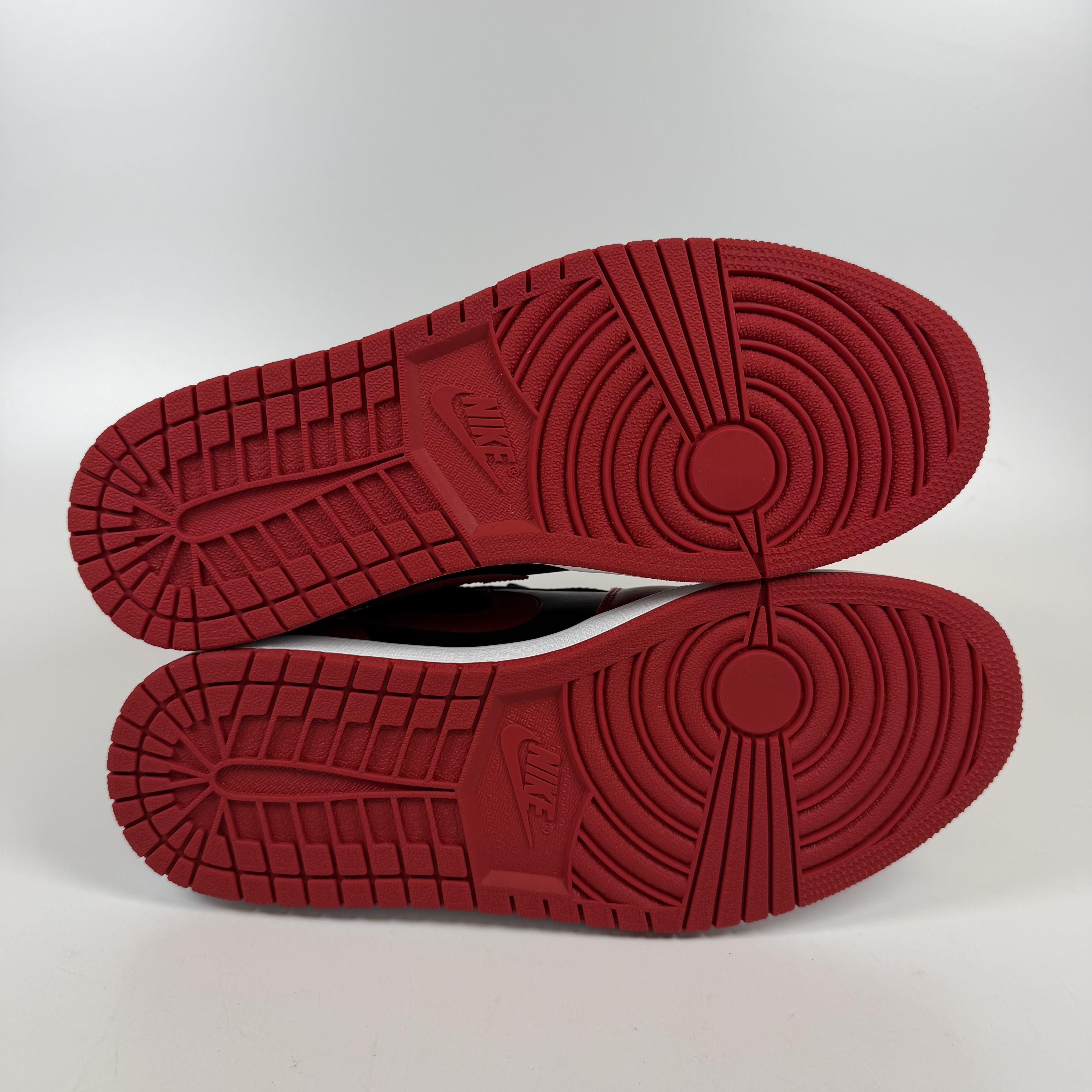 SP13608 Air Jordan 1 Low 'Reverse Bred'