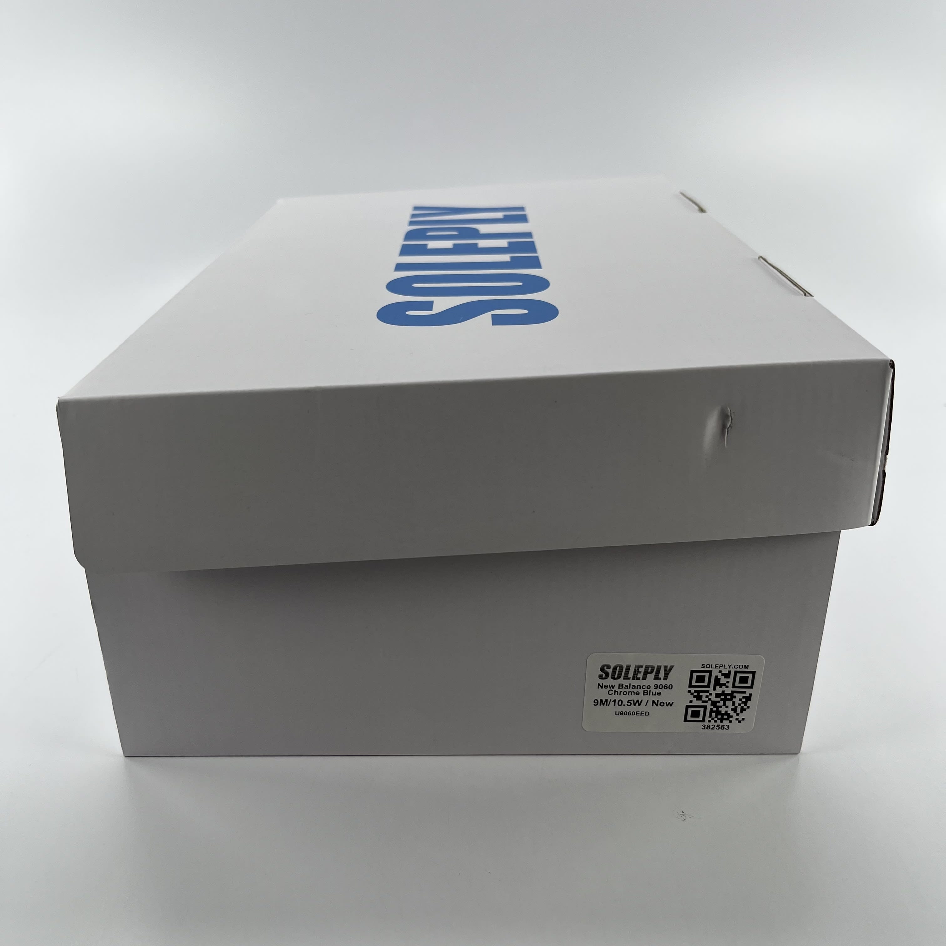 382563 New Balance 9060 Chrome Blue