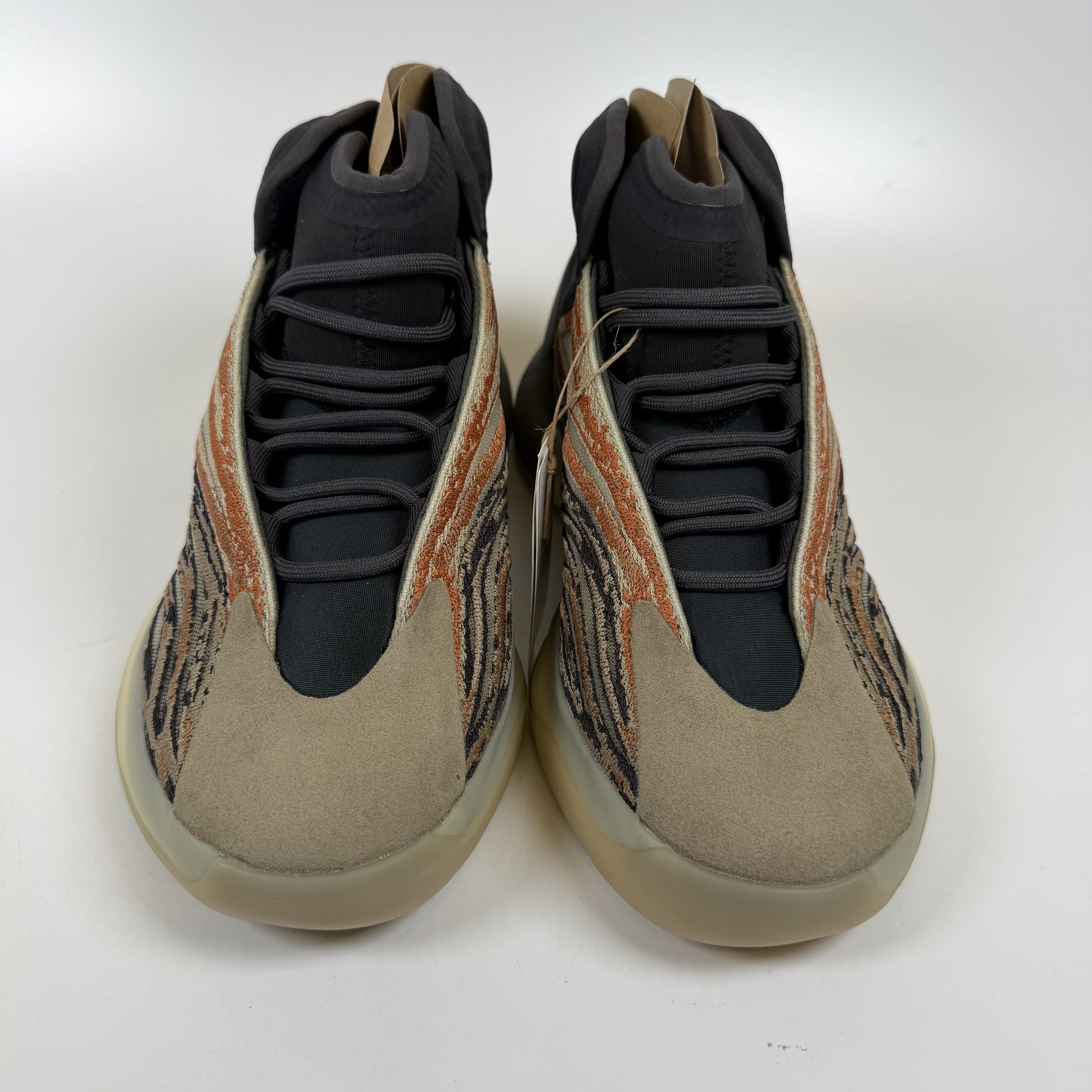 SP13607 adidas Yeezy QNTM Flash Orange