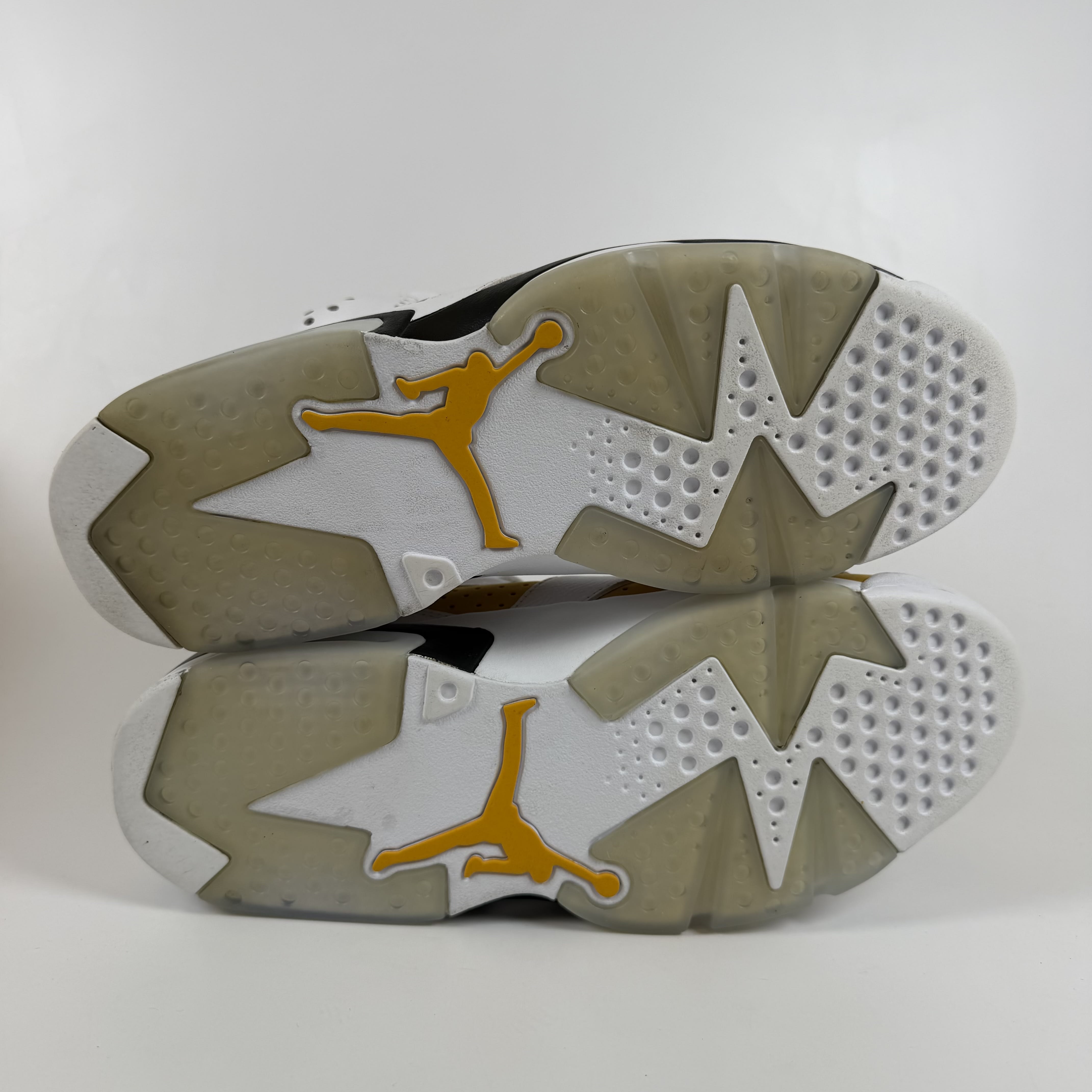 788615 Jordan 6 Retro Yellow Ochre