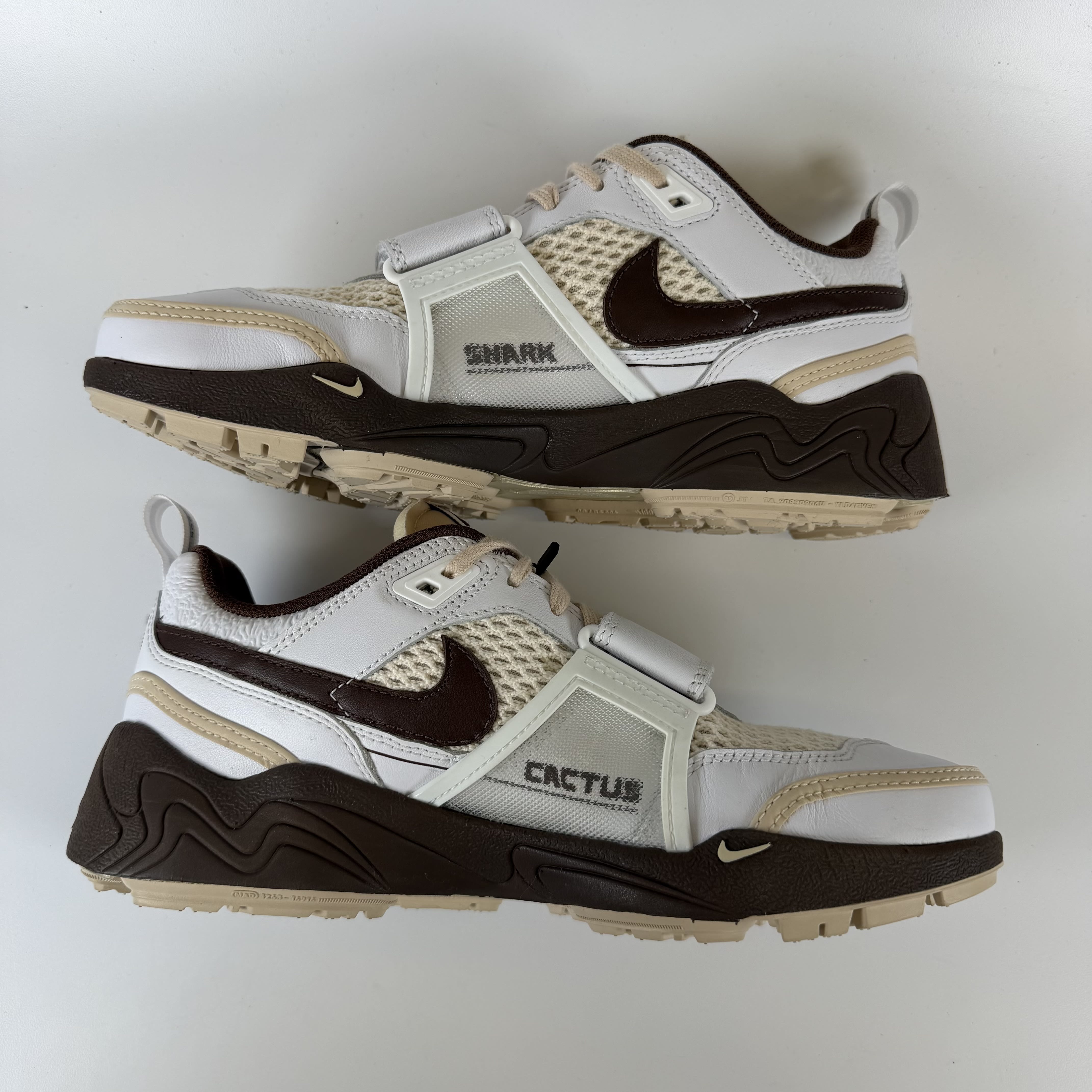 [758791] Nike Zoom Field Jaxx Travis Scott Light Chocolate