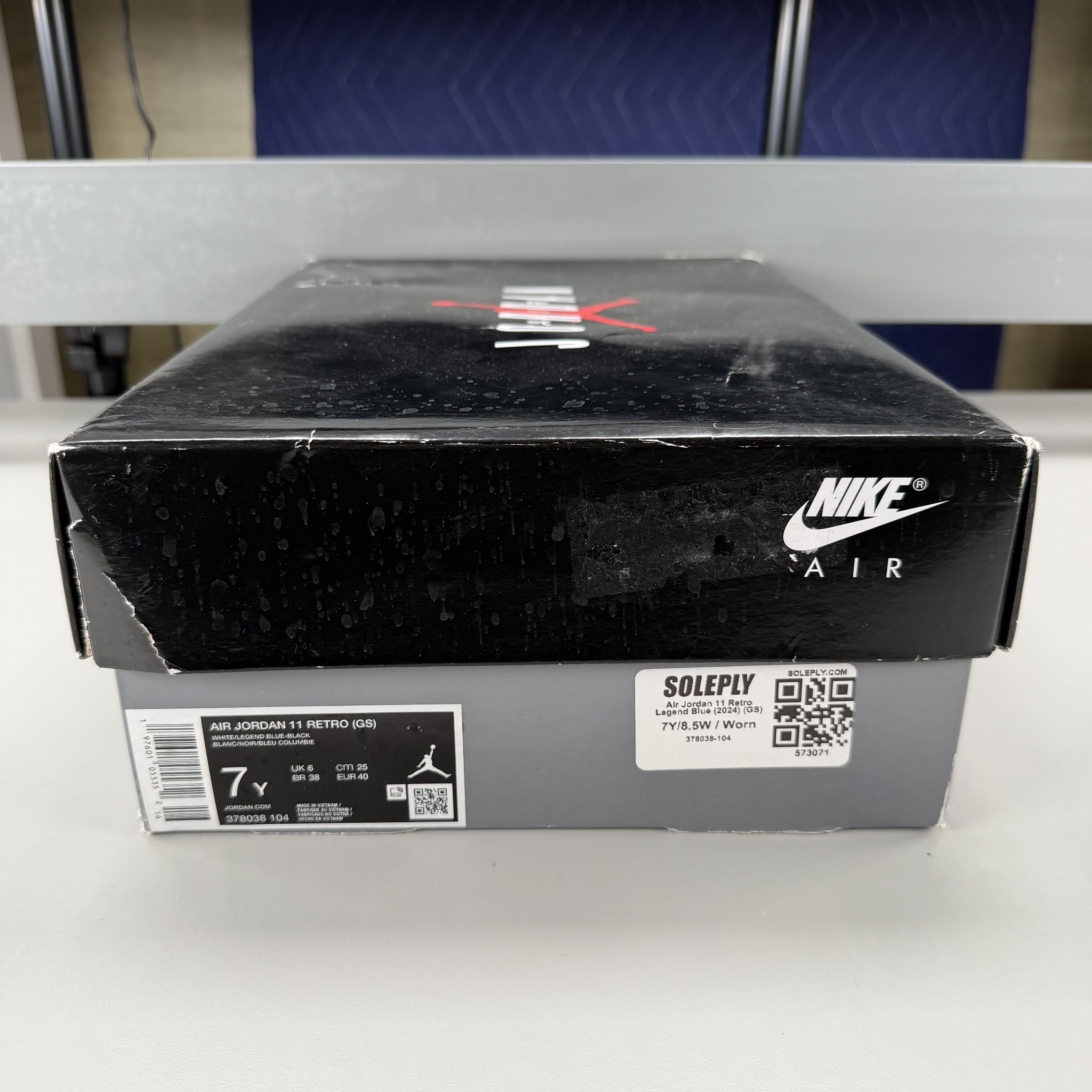 573071 Jordan 11 Retro Legend Blue (2024) (GS)