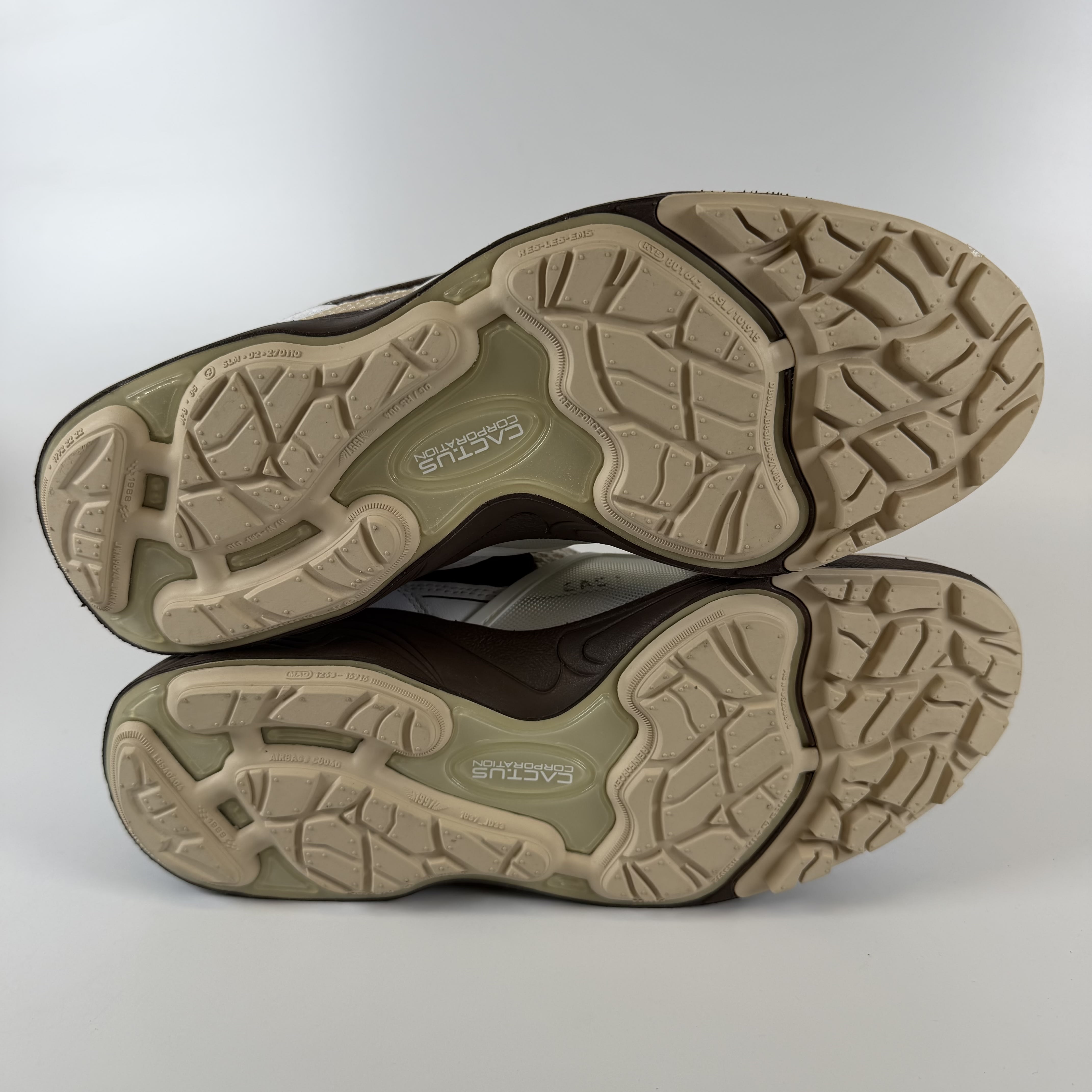 [758791] Nike Zoom Field Jaxx Travis Scott Light Chocolate