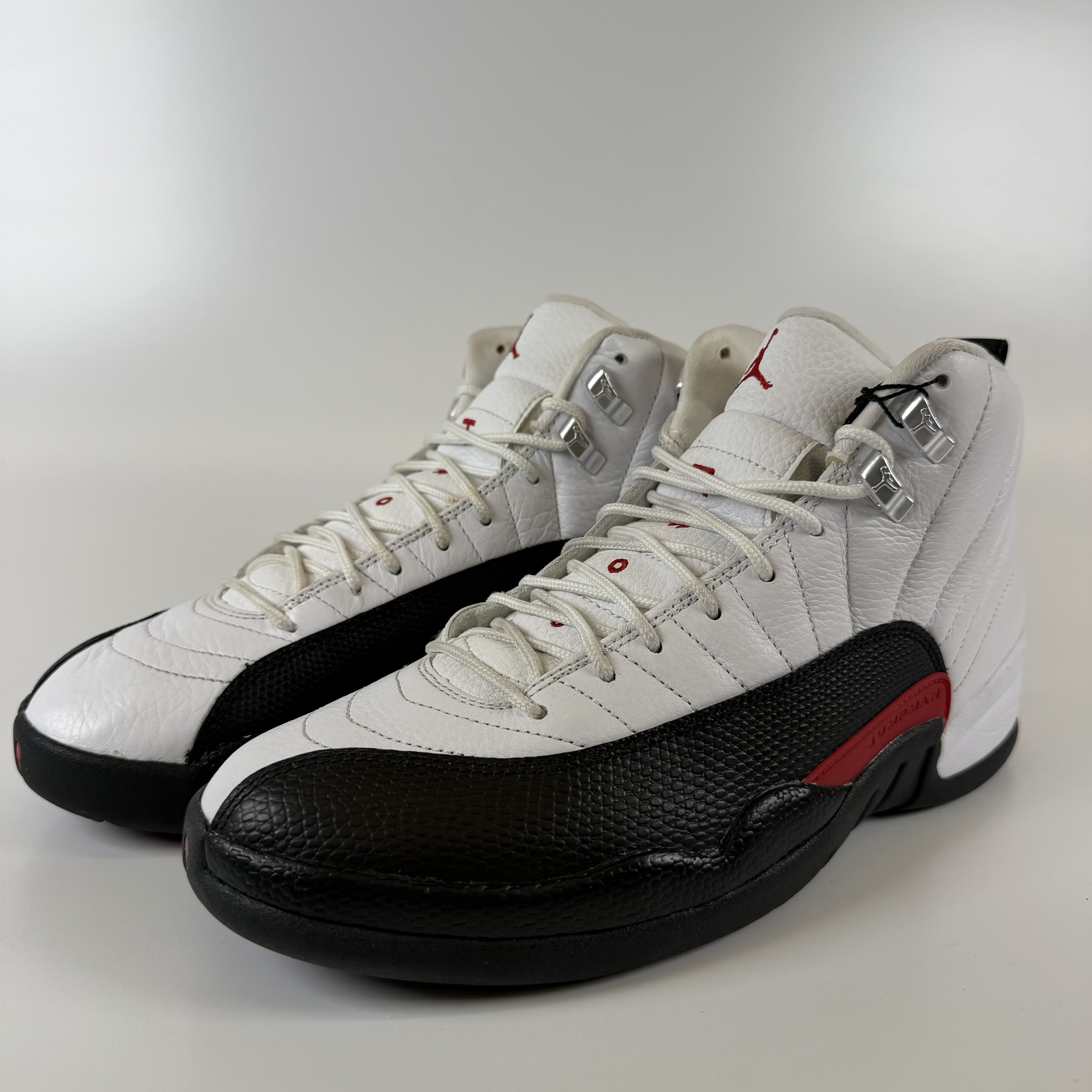 685090 Jordan 12 Retro Taxi Flip