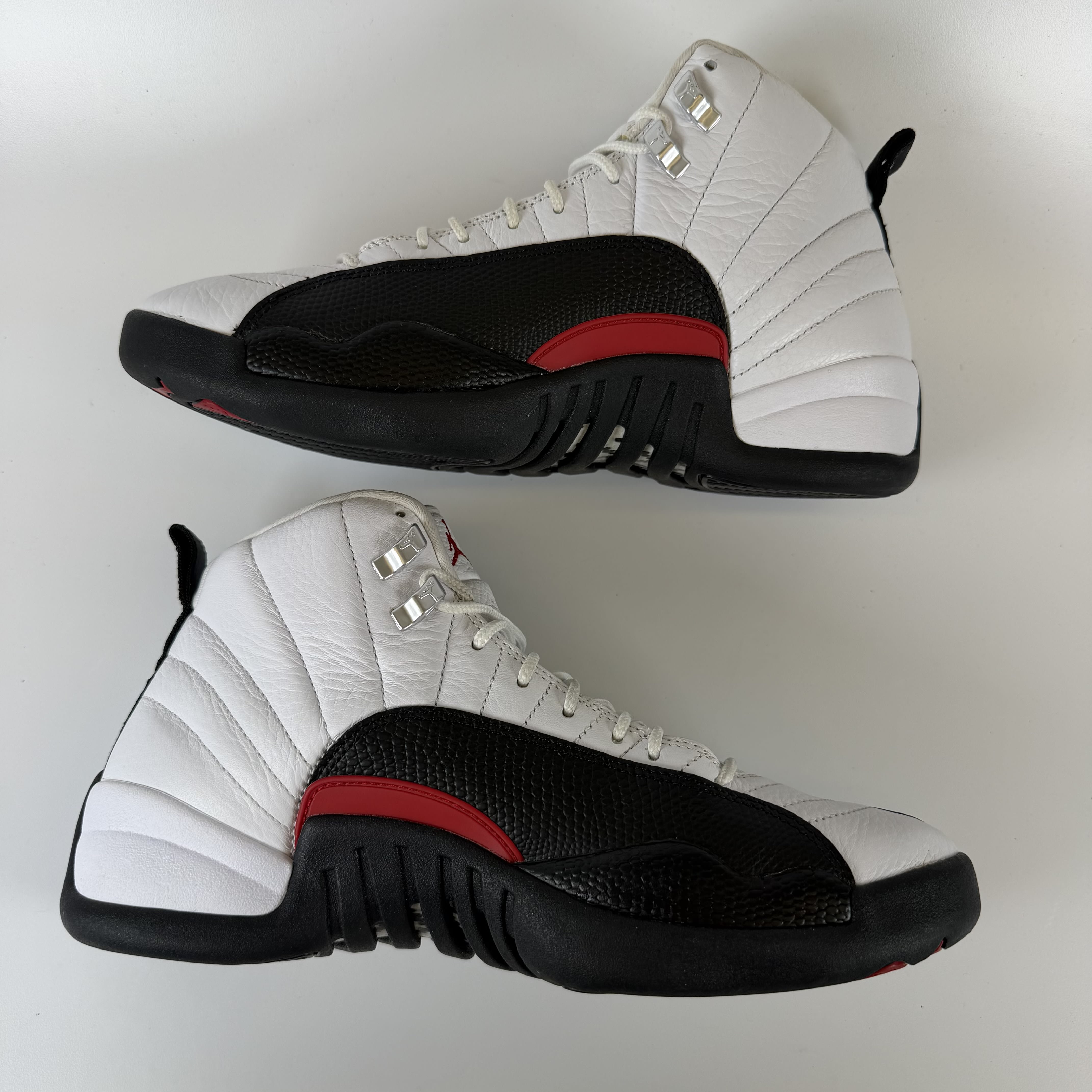 685090 Jordan 12 Retro Taxi Flip