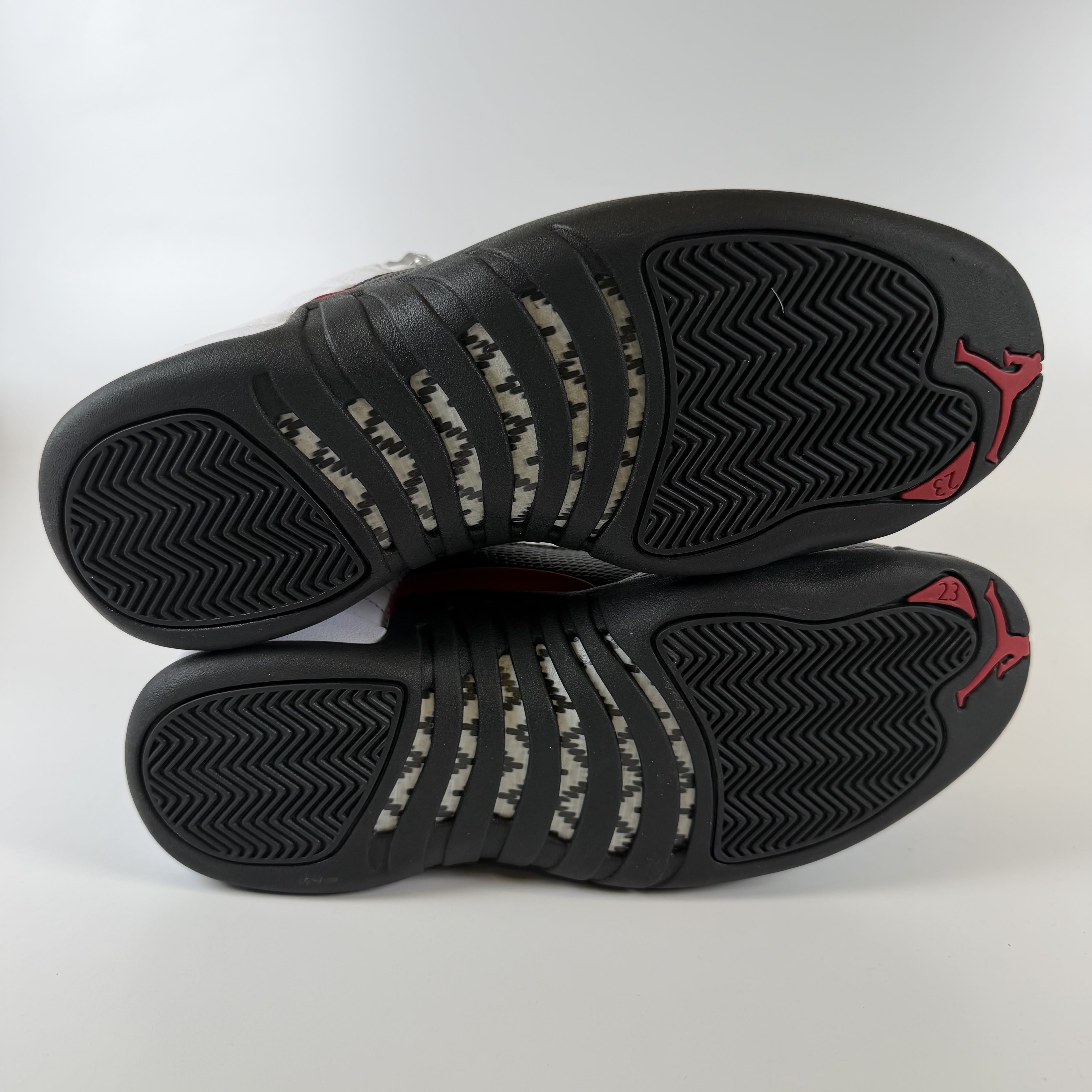 685090 Jordan 12 Retro Taxi Flip