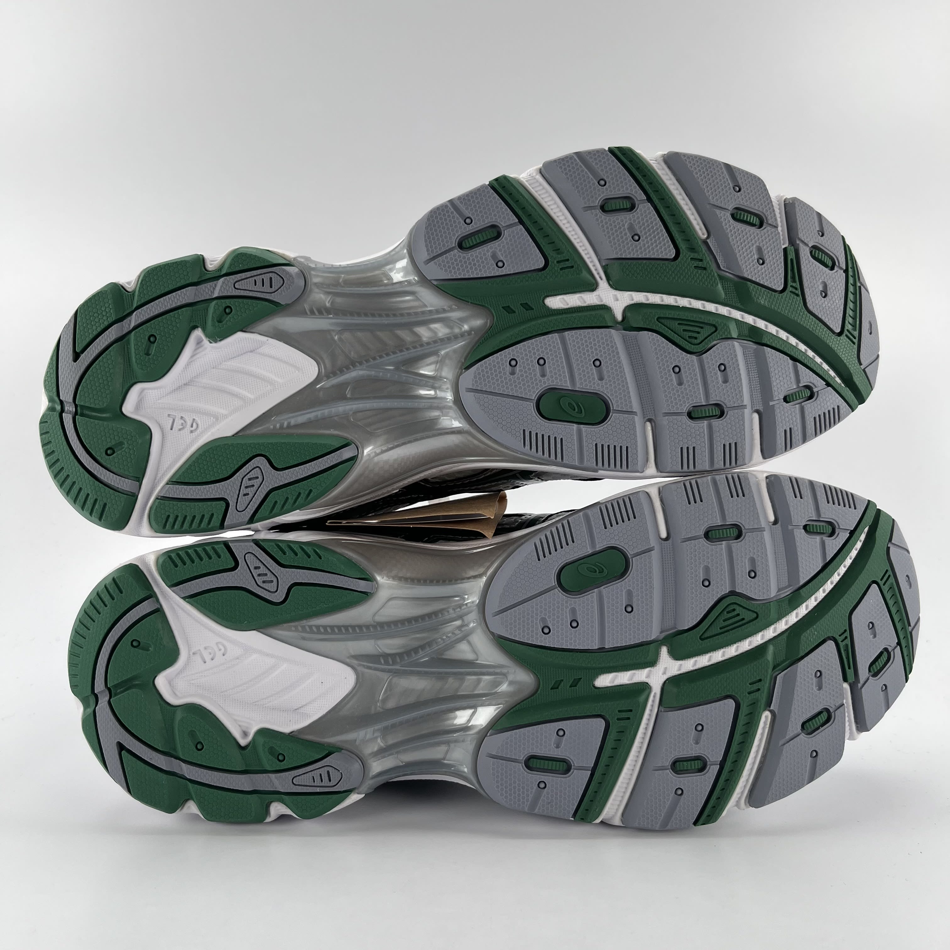 264664 ASICS GT-2160 White Shamrock Green