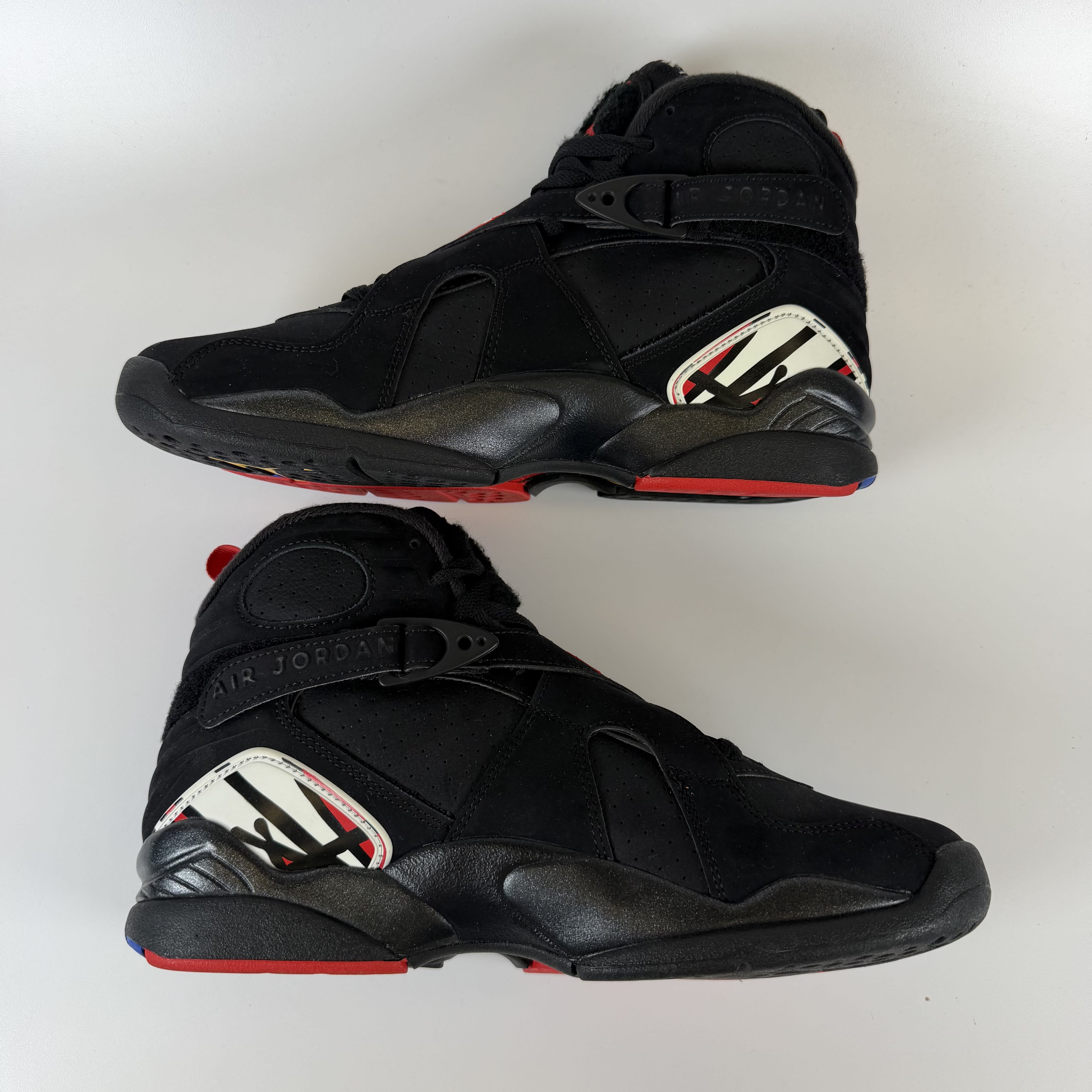 800057 Jordan 8 Retro Playoffs (2023)
