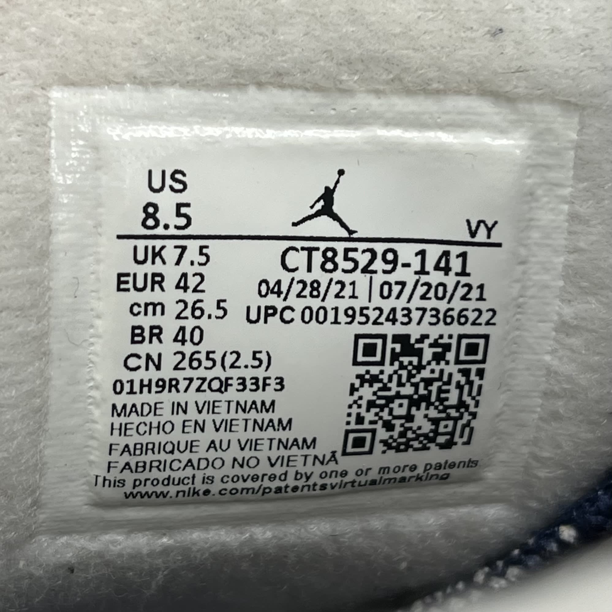 520041 Jordan 6 Retro Midnight Navy (2022)