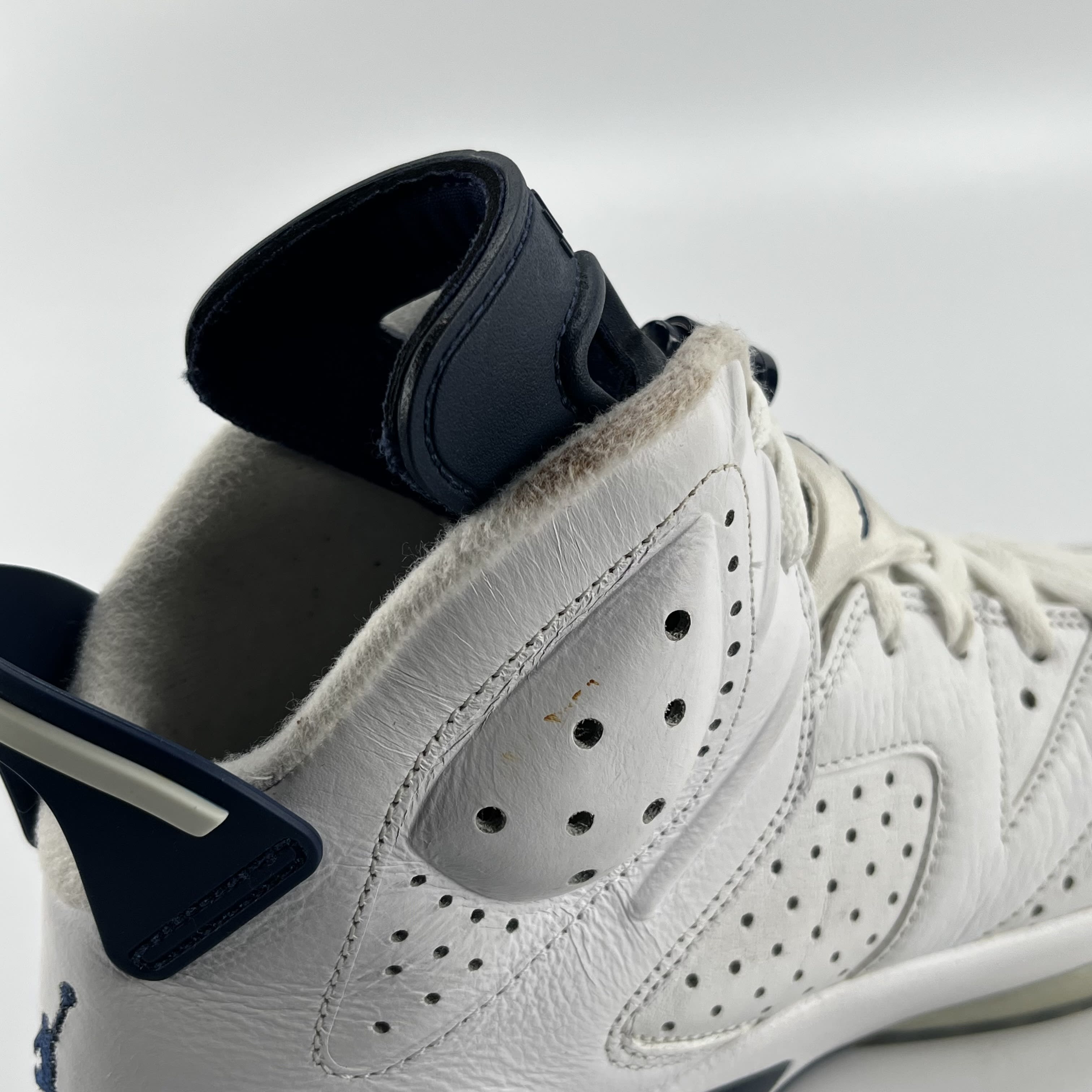 520041 Jordan 6 Retro Midnight Navy (2022)