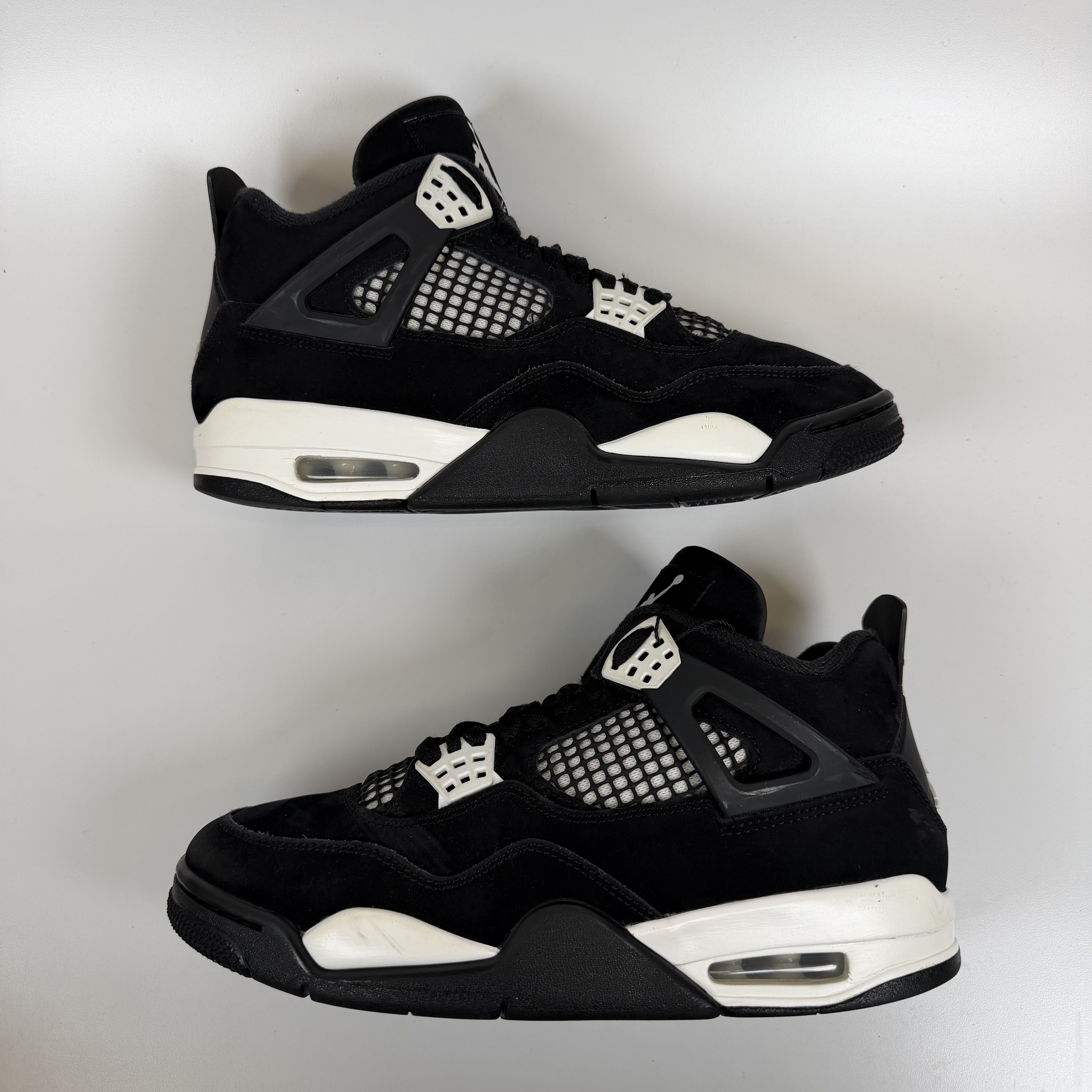 SP7548 Jordan 4 Retro White Thunder
