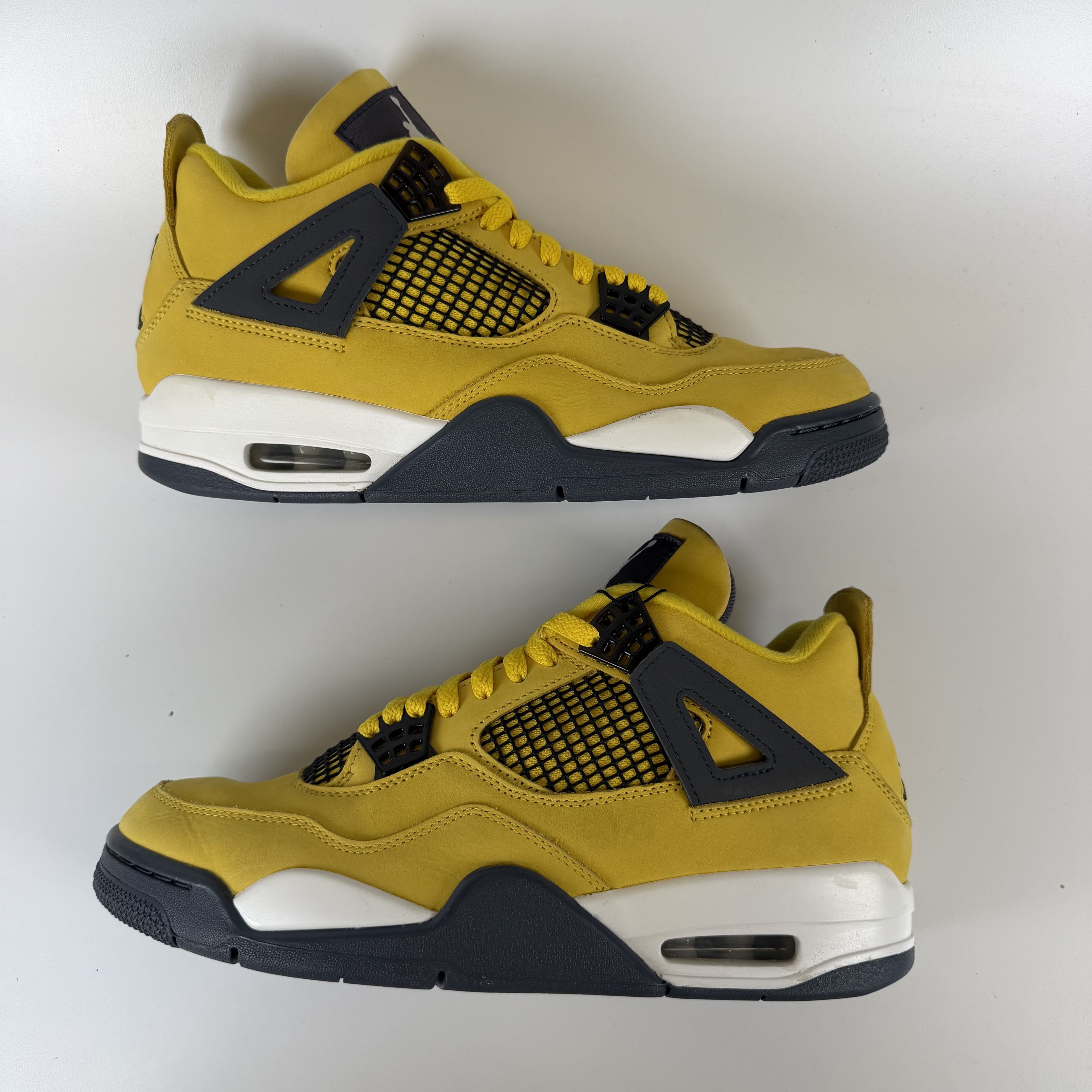 [714380] Jordan 4 Retro Lightning (2021)