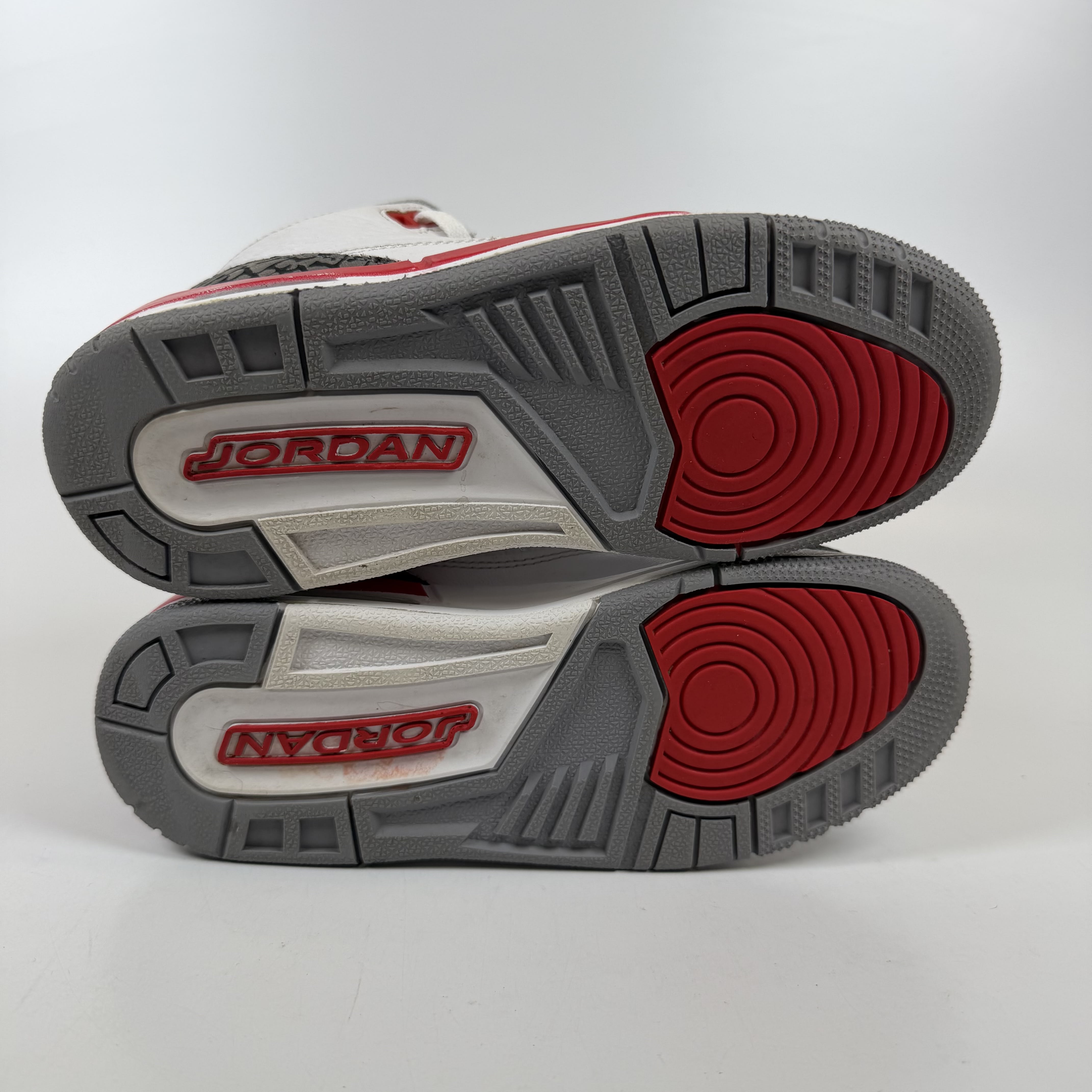 SP8145 Jordan 3 Retro Fire Red (2022) (GS)