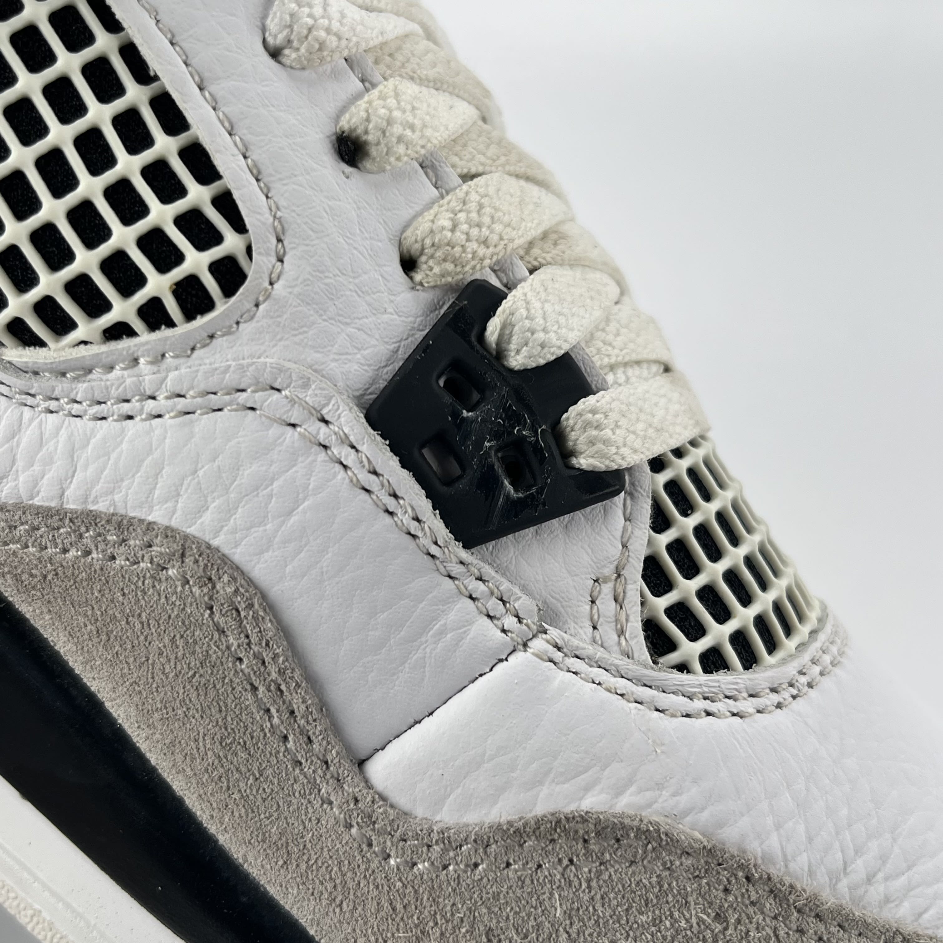 647802 Jordan 4 Retro Military Black (GS)